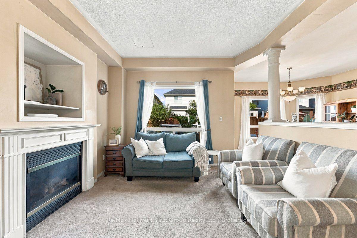 Photo 10 of 120 Point Hope Place, Whitby, Port Whitby — HOMEH