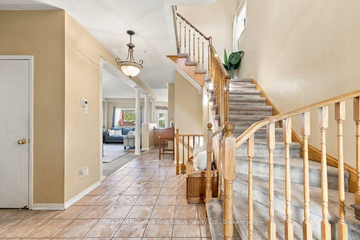 Photo 18 of 120 Point Hope Place, Whitby, Port Whitby — HOMEH