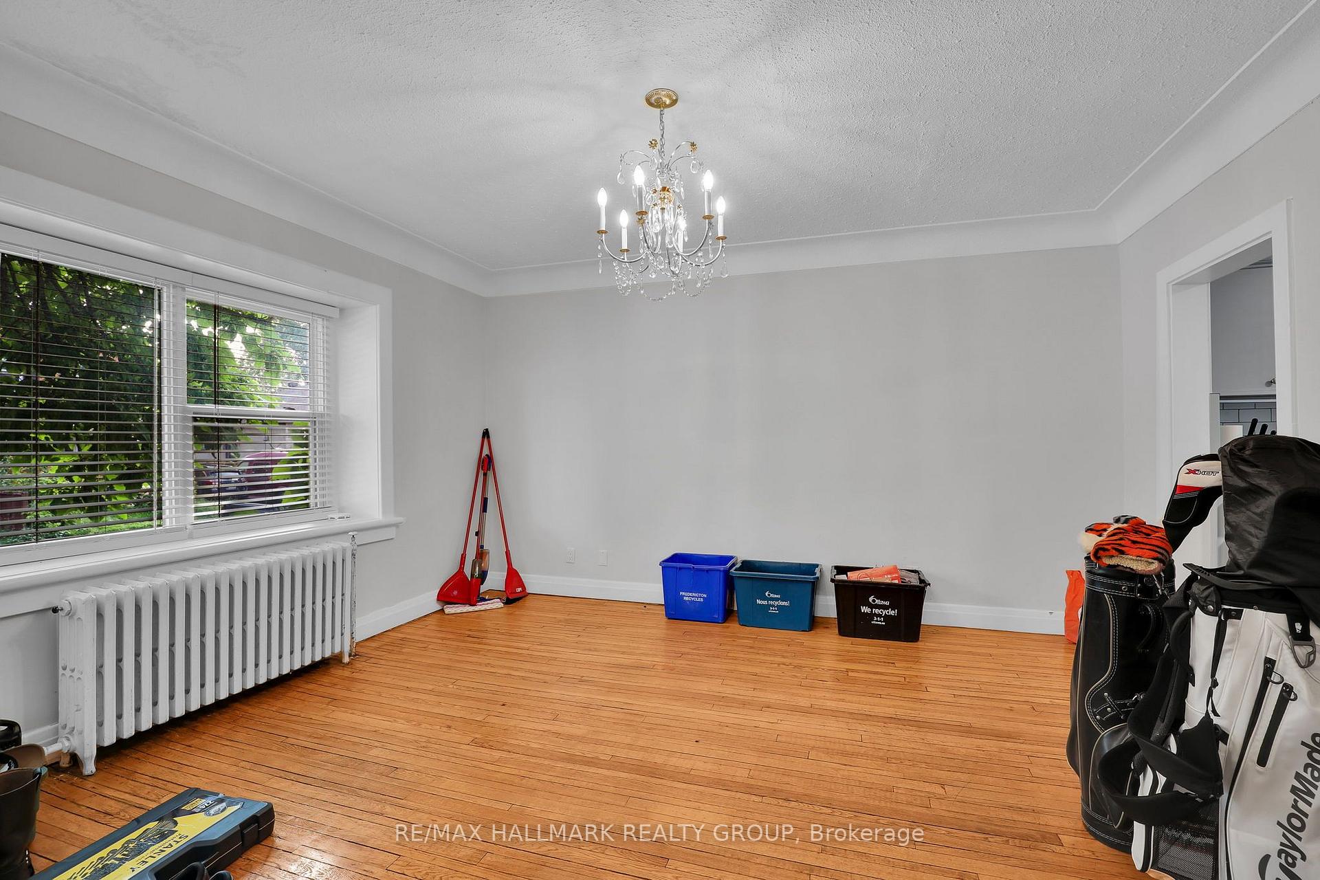 Photo 7 of 310 Mona Avenue, Ottawa, Vanier — HOMEH