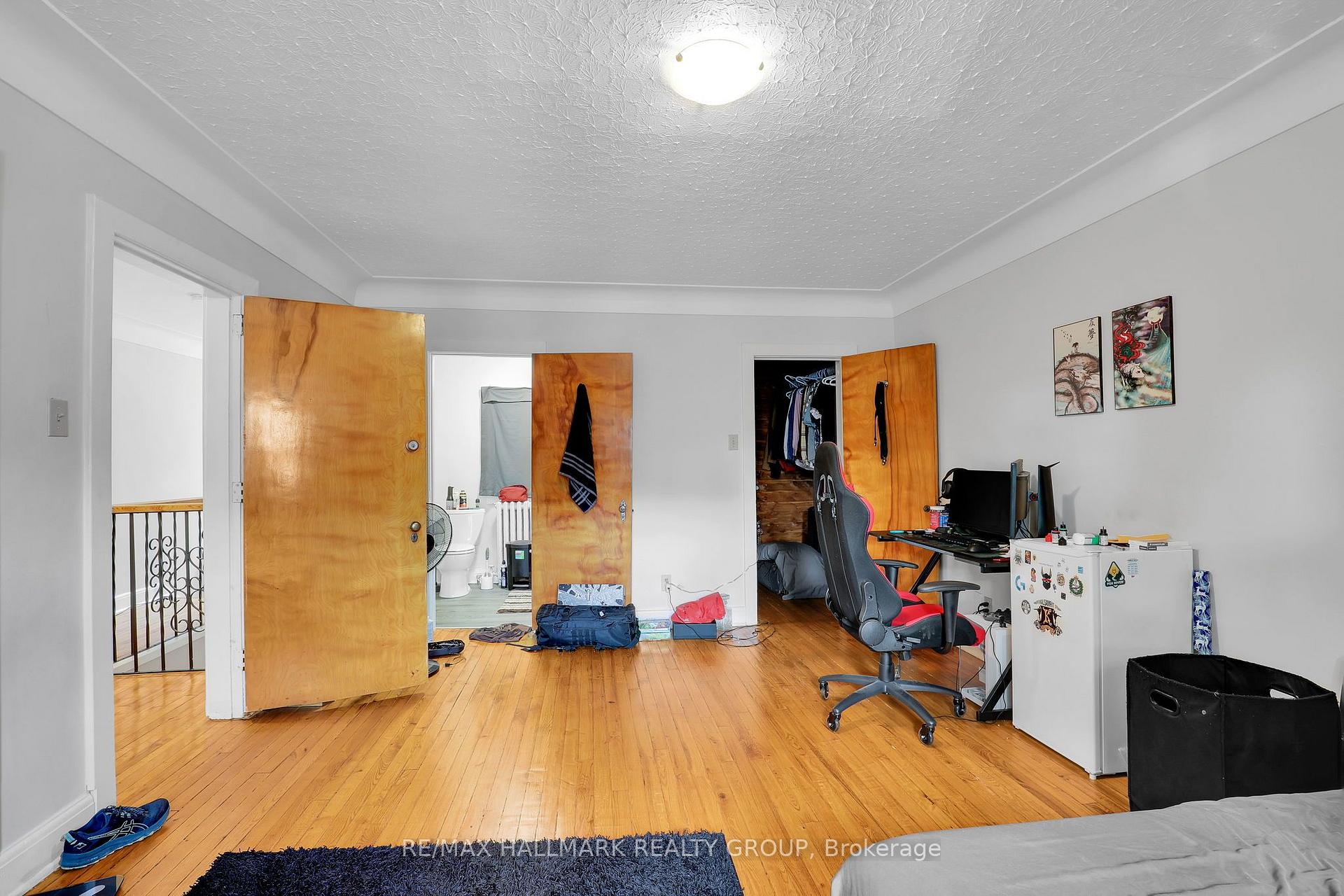 Photo 16 of 310 Mona Avenue, Ottawa, Vanier — HOMEH
