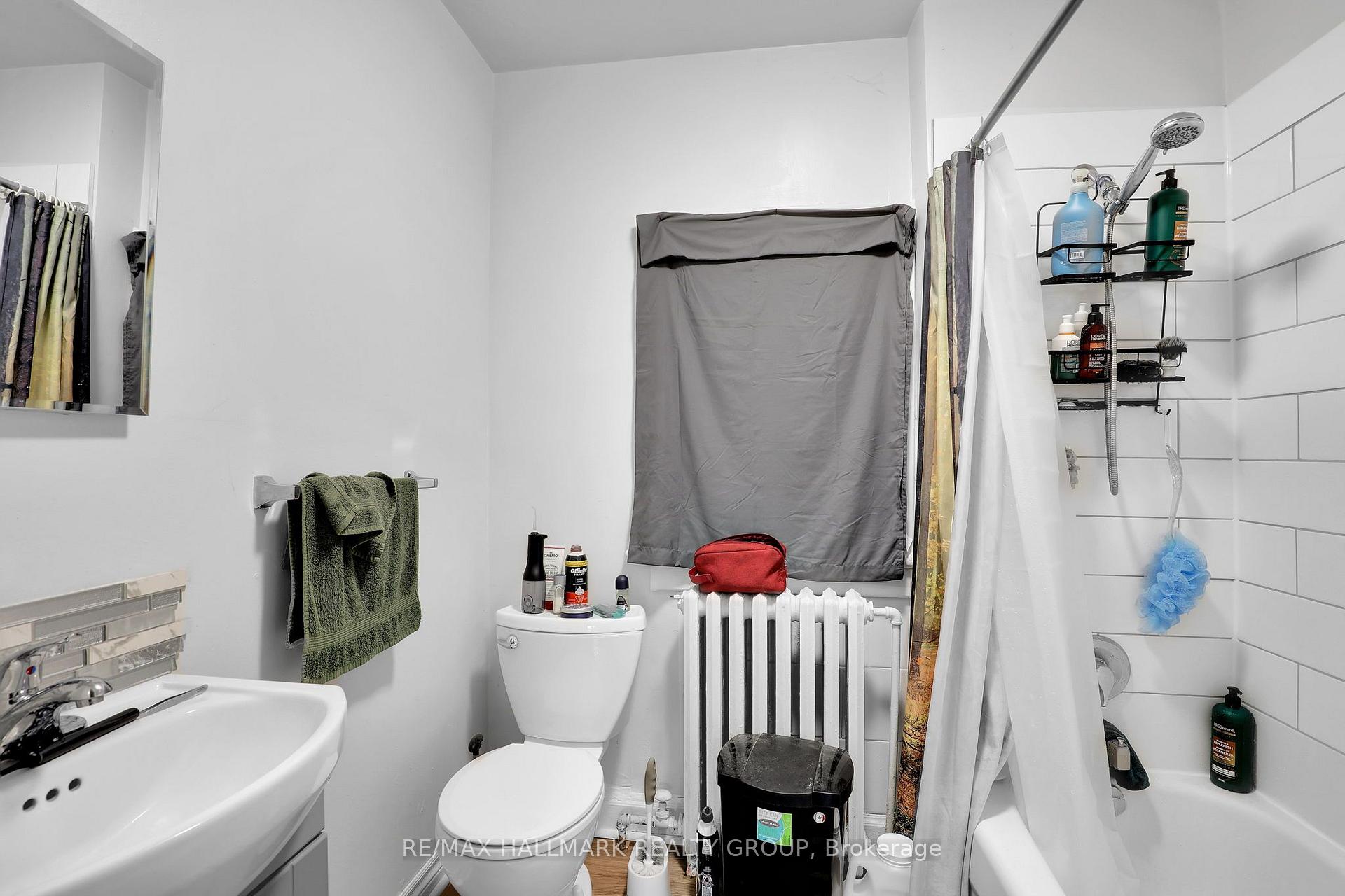 Photo 17 of 310 Mona Avenue, Ottawa, Vanier — HOMEH