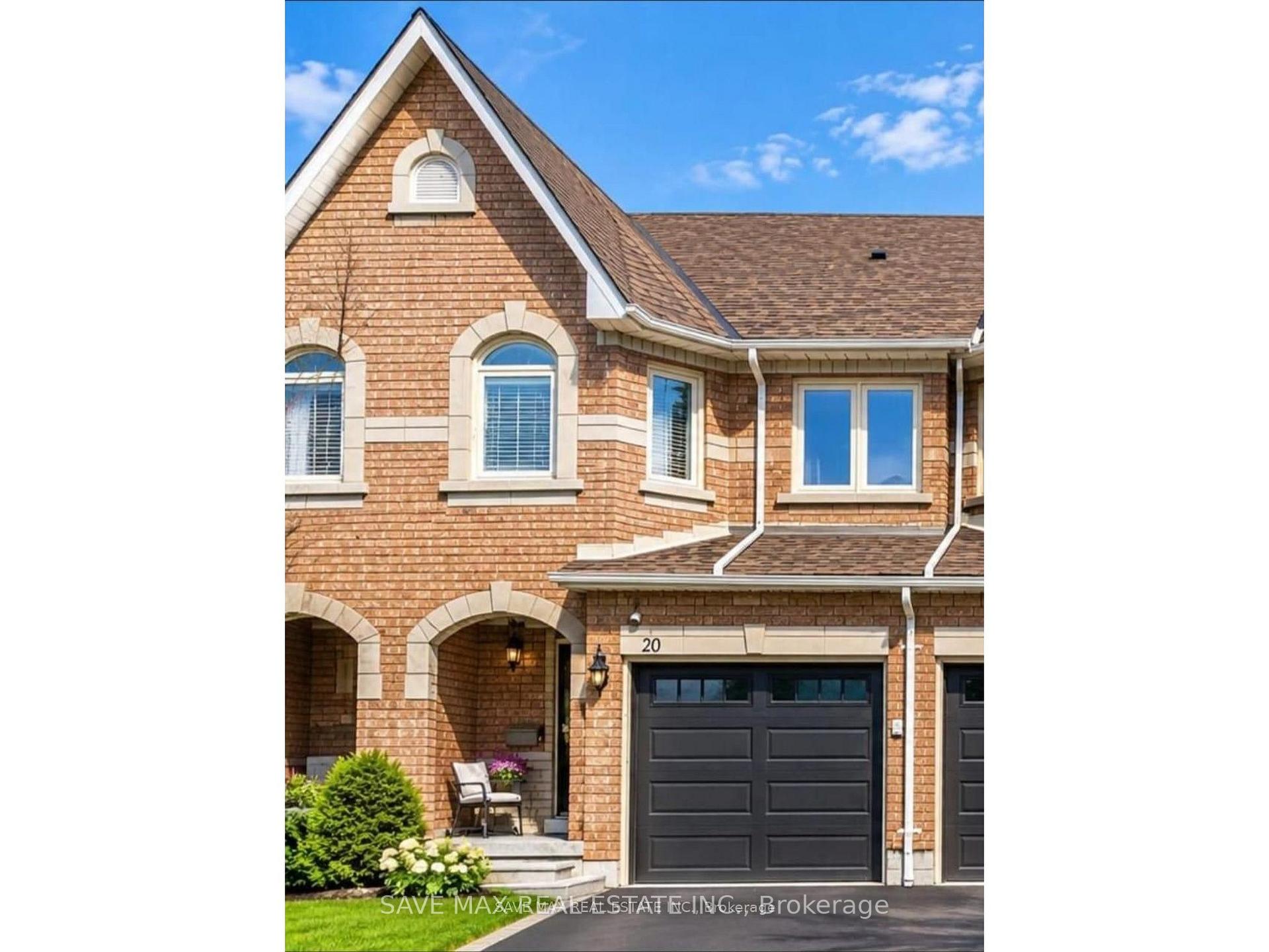 Photo 3 of Unit 20, 455 Apache Court, Mississauga, Hurontario — HOMEH