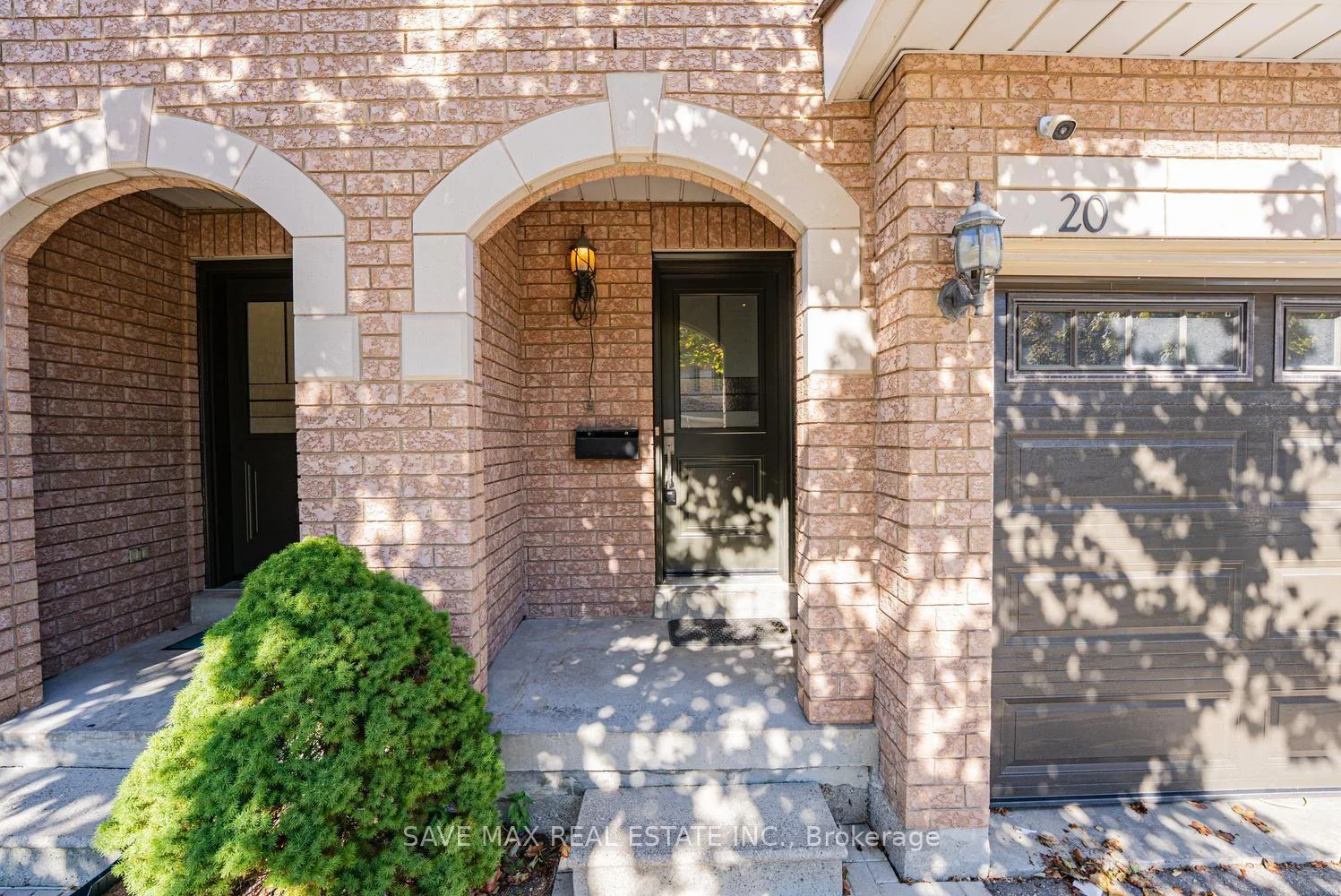 Photo 8 of Unit 20, 455 Apache Court, Mississauga, Hurontario — HOMEH