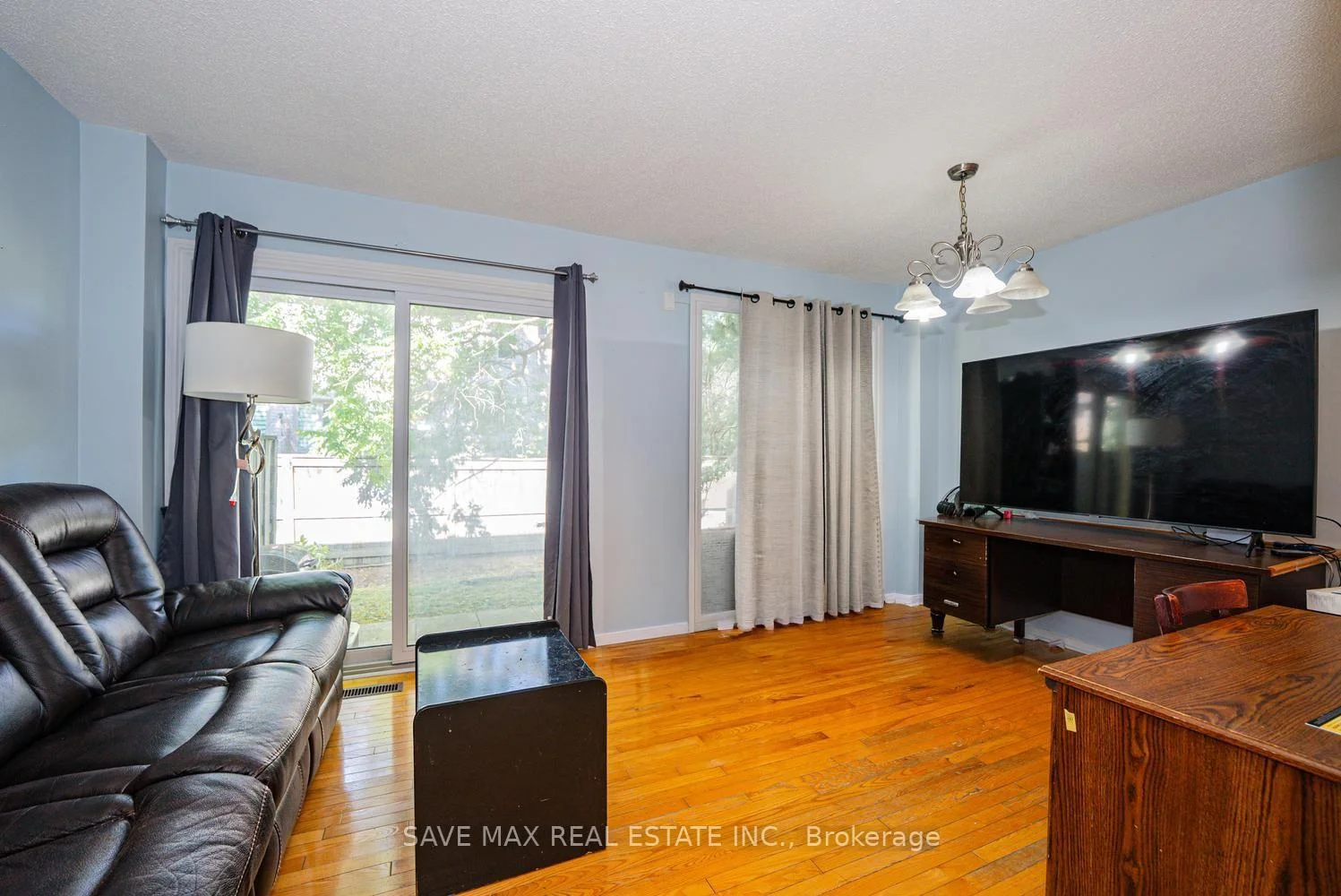 Photo 9 of Unit 20, 455 Apache Court, Mississauga, Hurontario — HOMEH