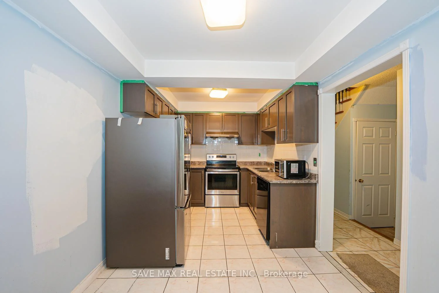 Photo 10 of Unit 20, 455 Apache Court, Mississauga, Hurontario — HOMEH