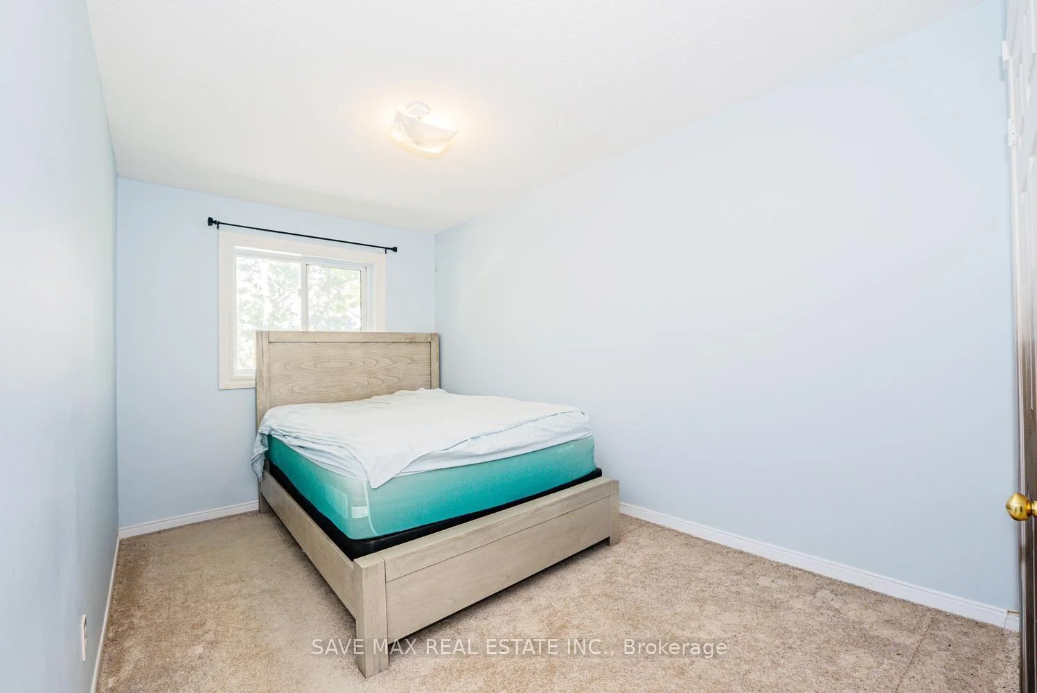Photo 15 of Unit 20, 455 Apache Court, Mississauga, Hurontario — HOMEH
