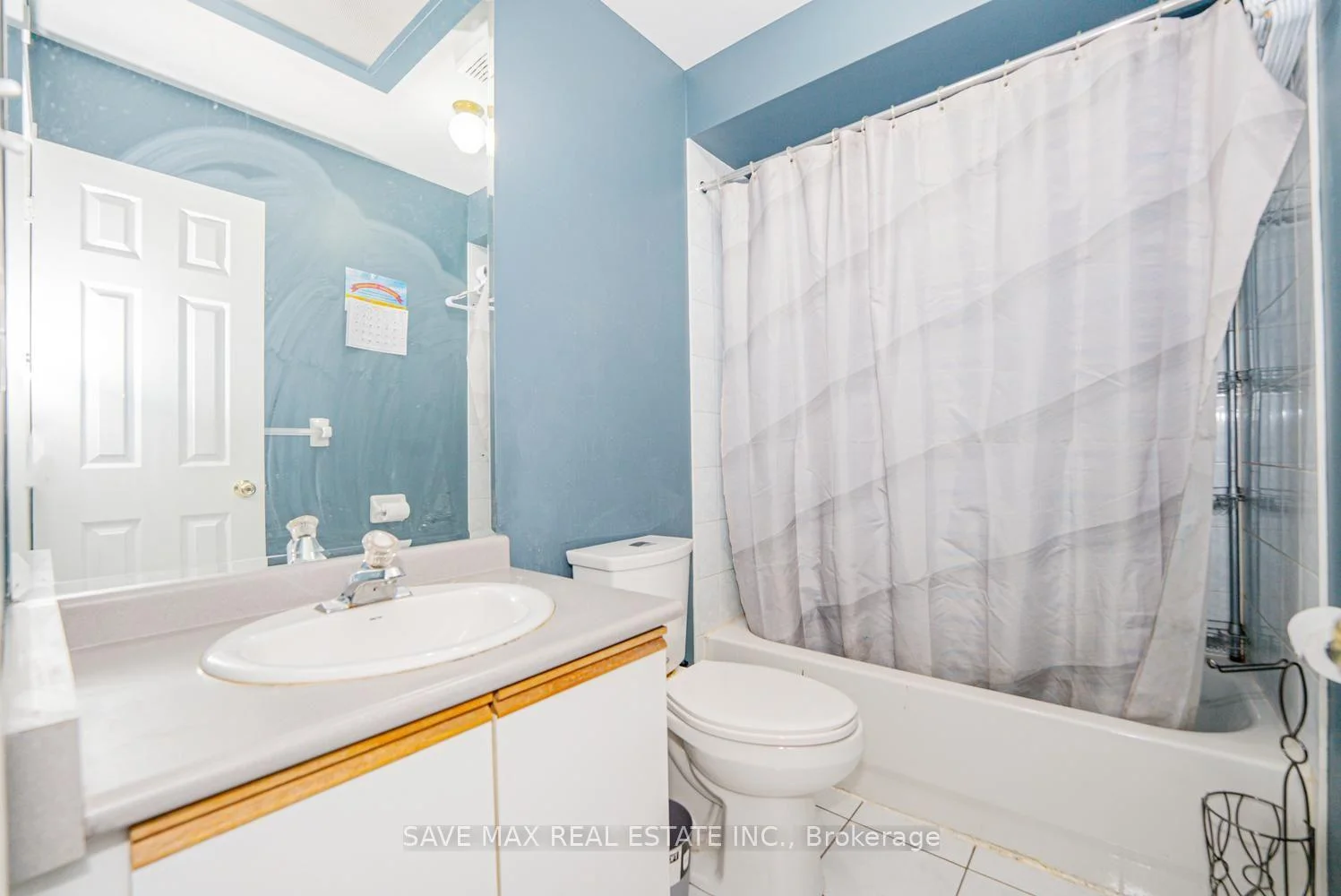 Photo 18 of Unit 20, 455 Apache Court, Mississauga, Hurontario — HOMEH