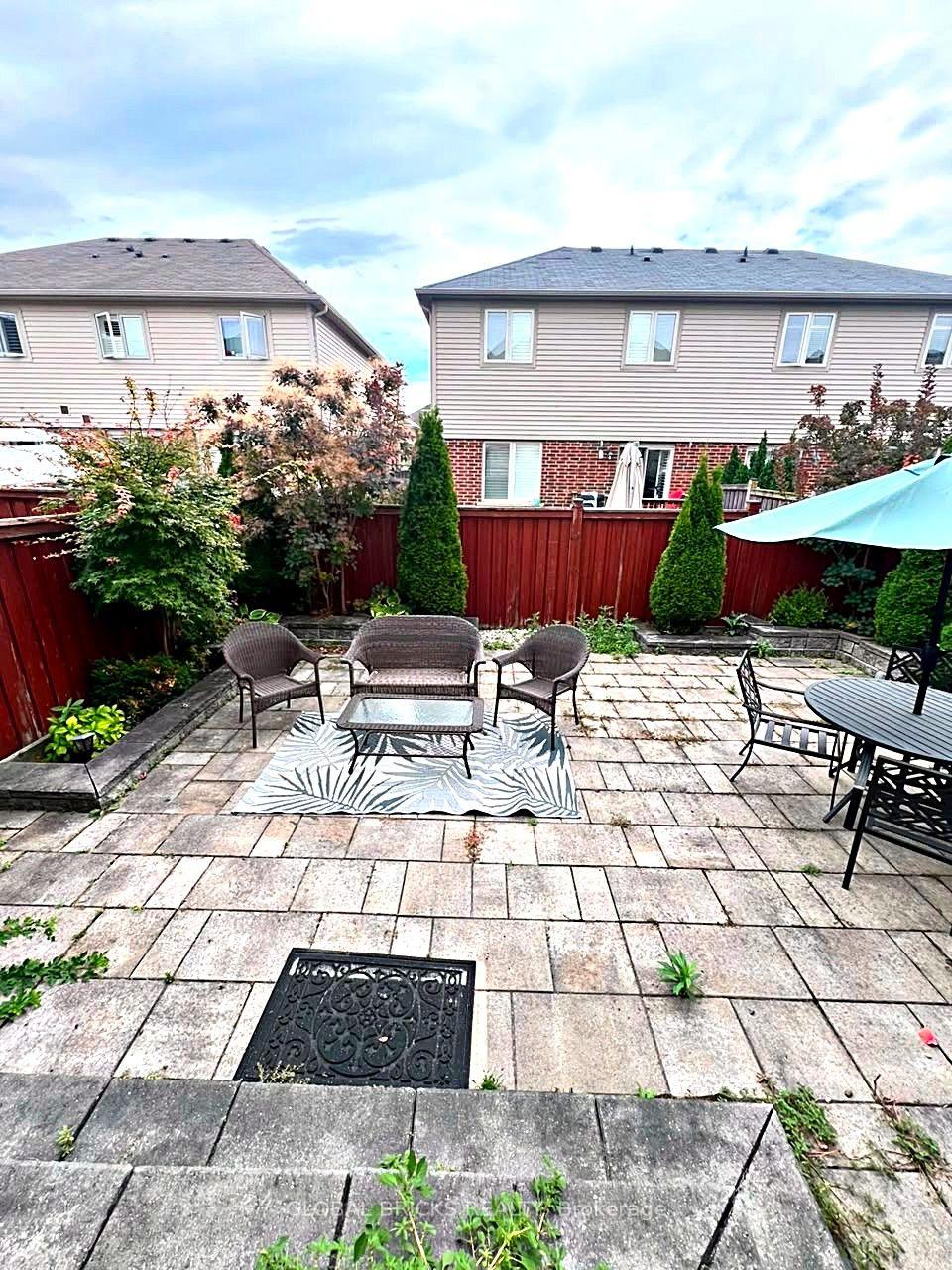 Photo 10 of 4672 Tassie Road, Burlington, Alton — HOMEH