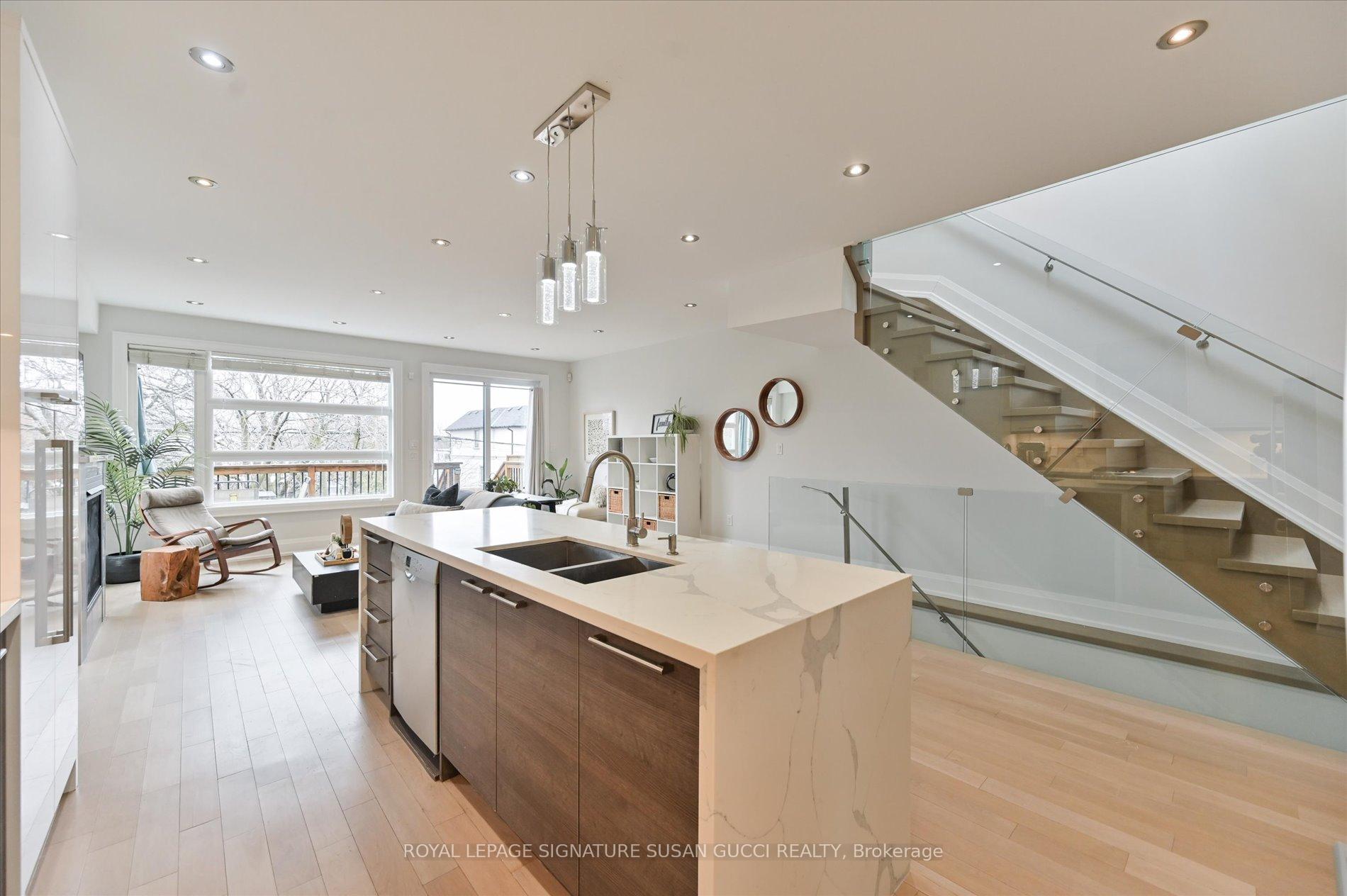 Photo 15 of 69 Holmstead Avenue, Toronto, O'Connor-Parkview — HOMEH