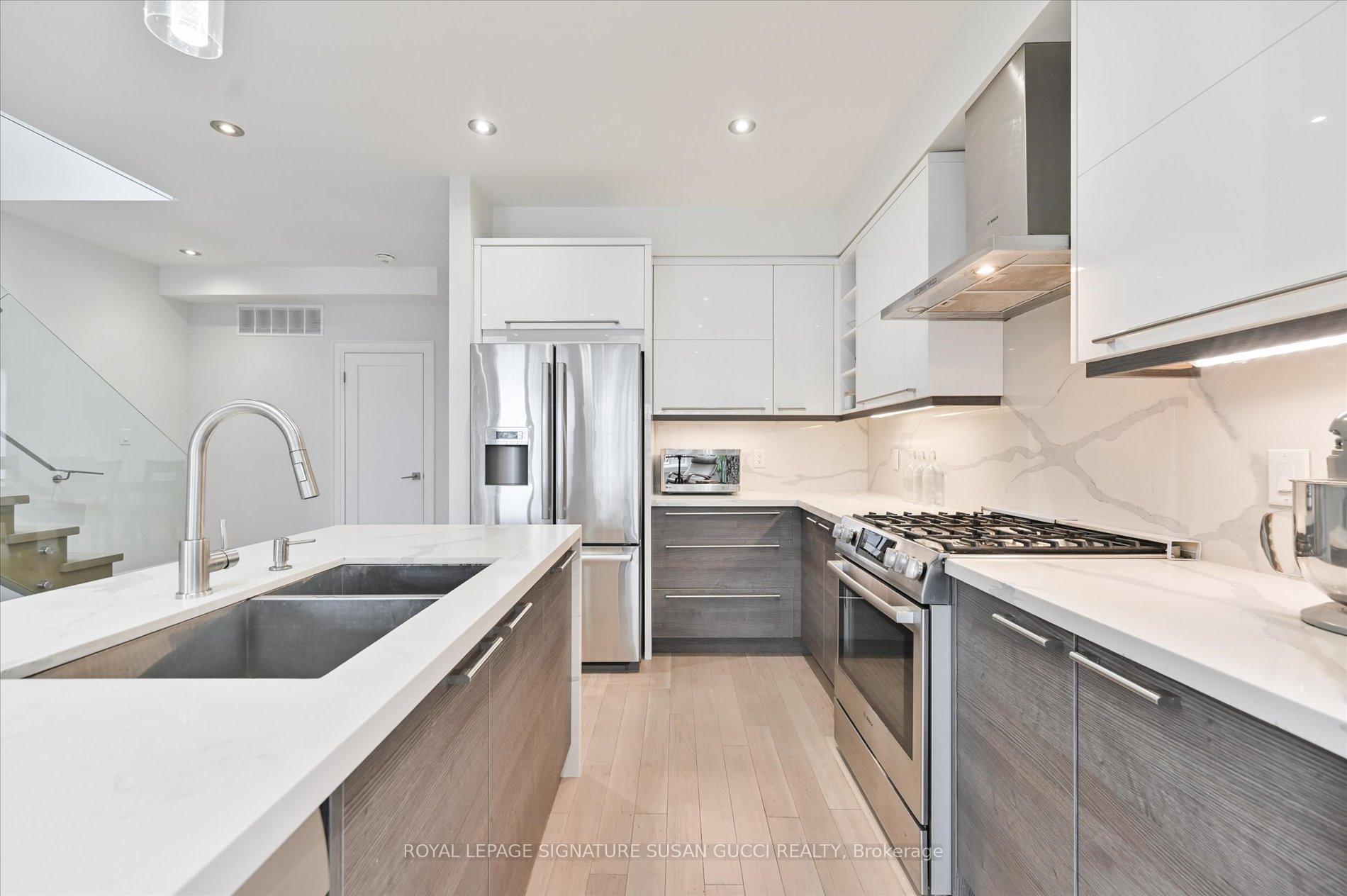 Photo 16 of 69 Holmstead Avenue, Toronto, O'Connor-Parkview — HOMEH