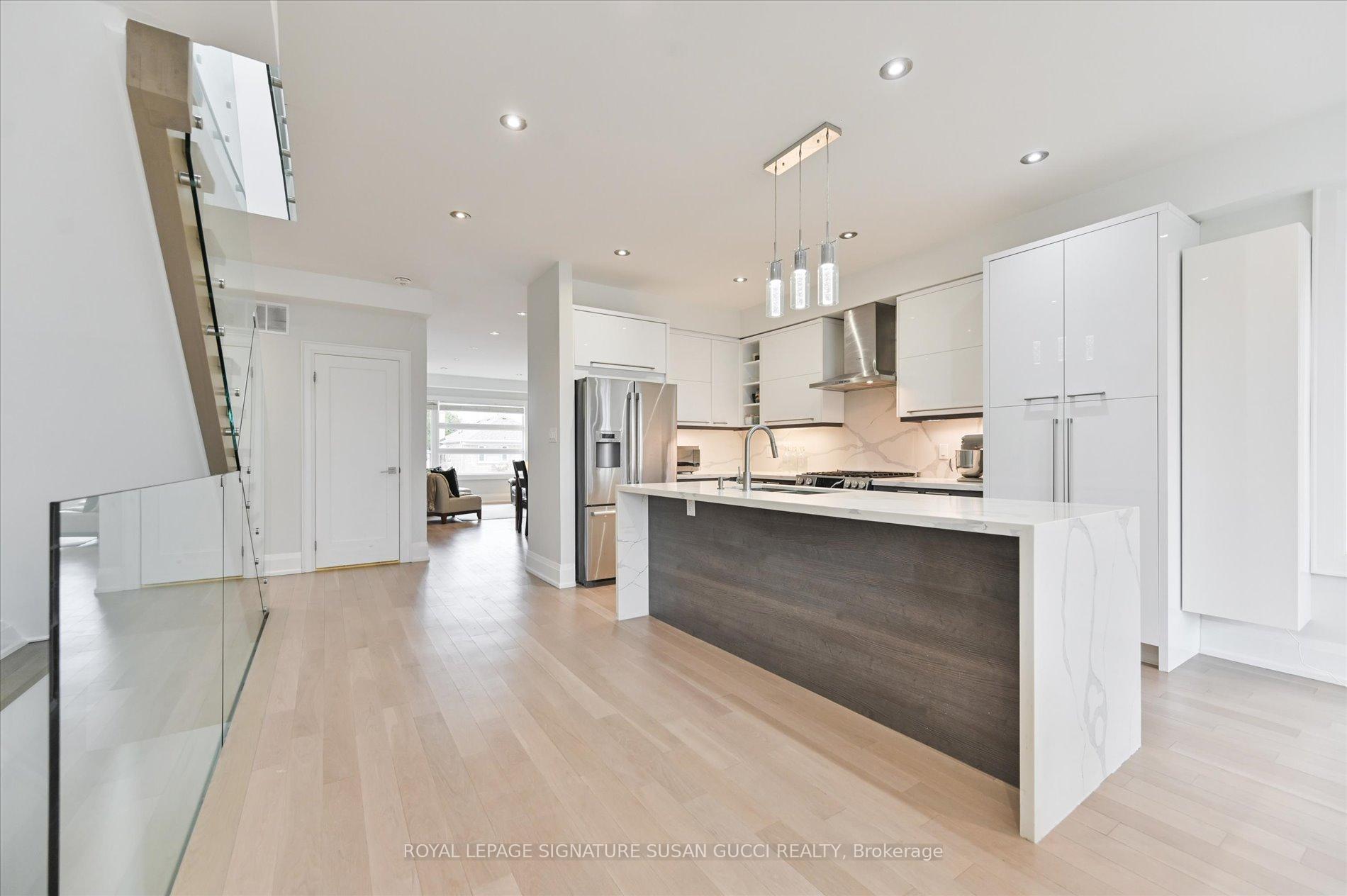 Photo 17 of 69 Holmstead Avenue, Toronto, O'Connor-Parkview — HOMEH