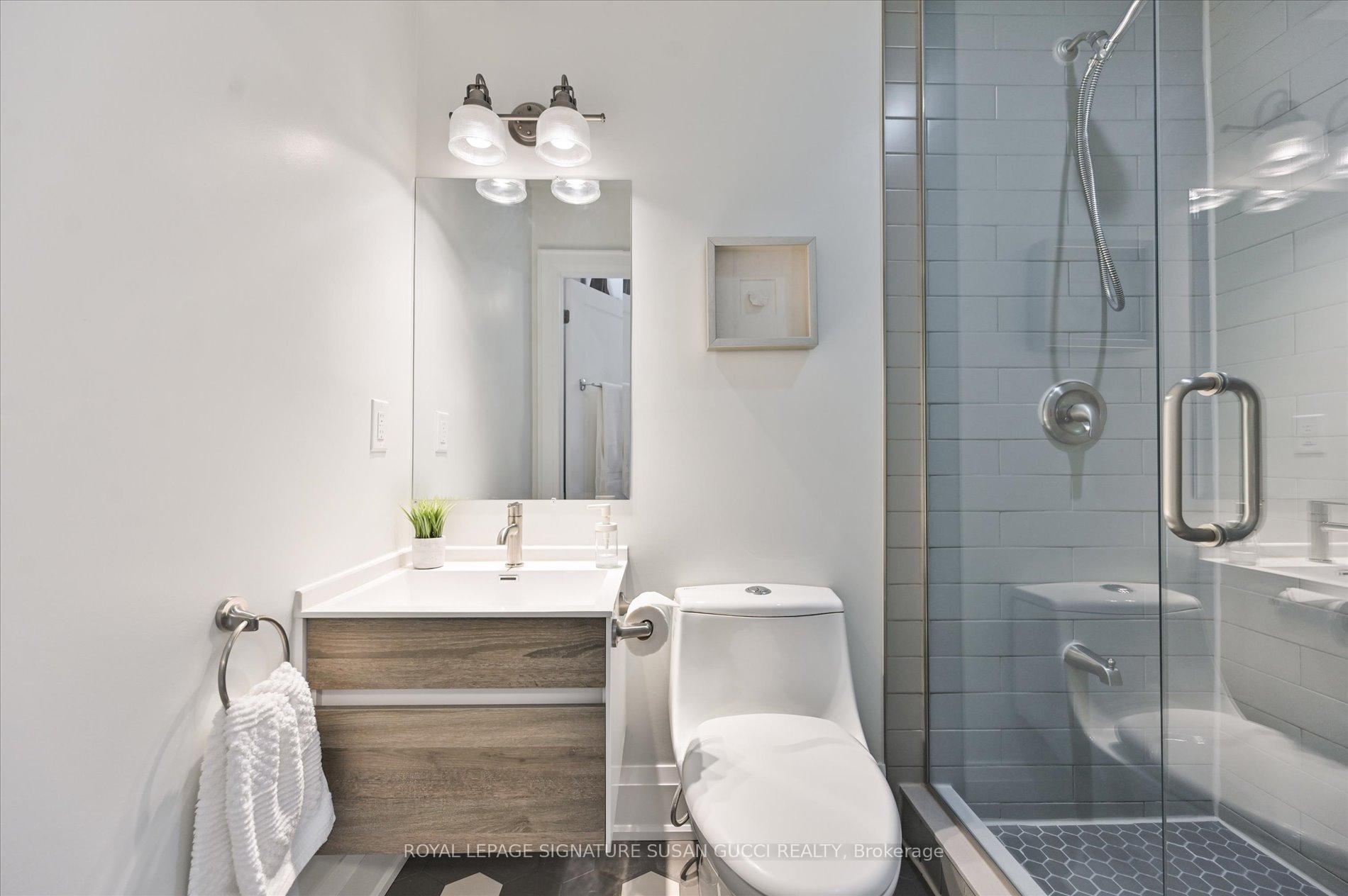 Photo 33 of 69 Holmstead Avenue, Toronto, O'Connor-Parkview — HOMEH
