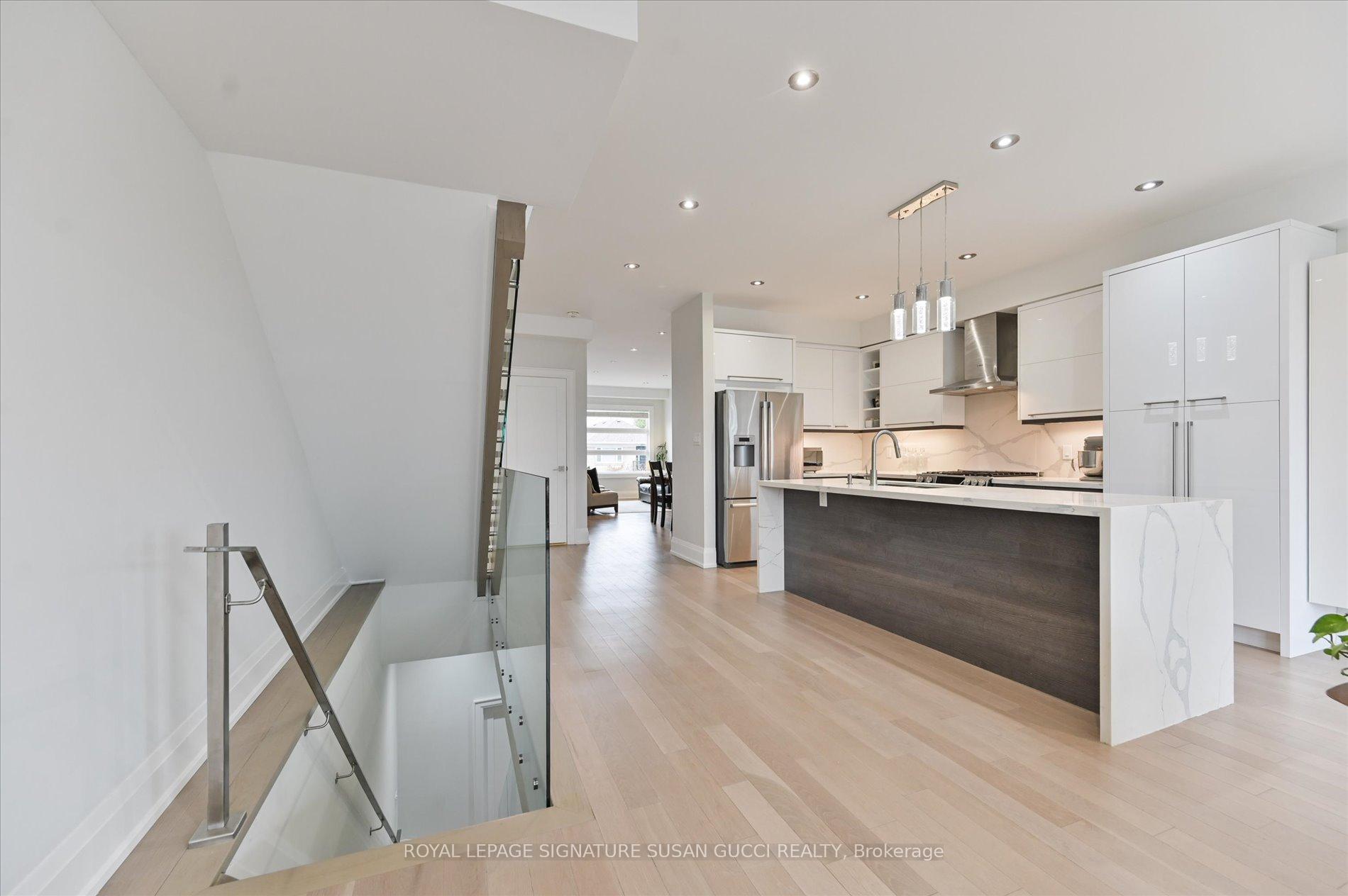 Photo 37 of 69 Holmstead Avenue, Toronto, O'Connor-Parkview — HOMEH