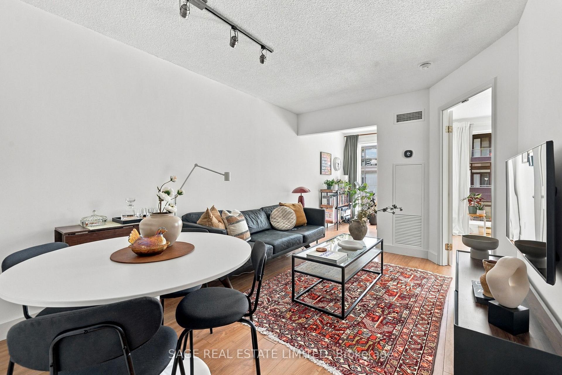Photo 3 of Unit 313, 222 The Esplanade, Toronto, Waterfront Communities — HOMEH