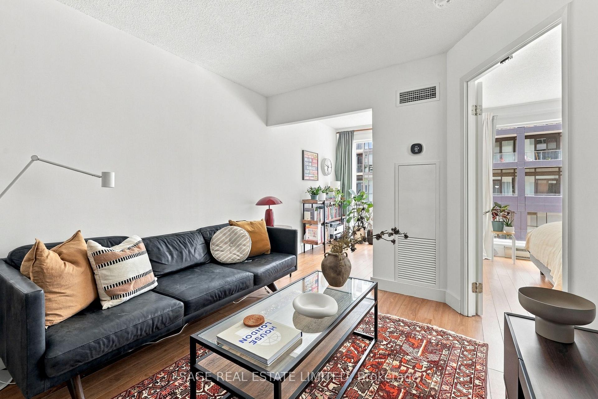 Photo 5 of Unit 313, 222 The Esplanade, Toronto, Waterfront Communities — HOMEH