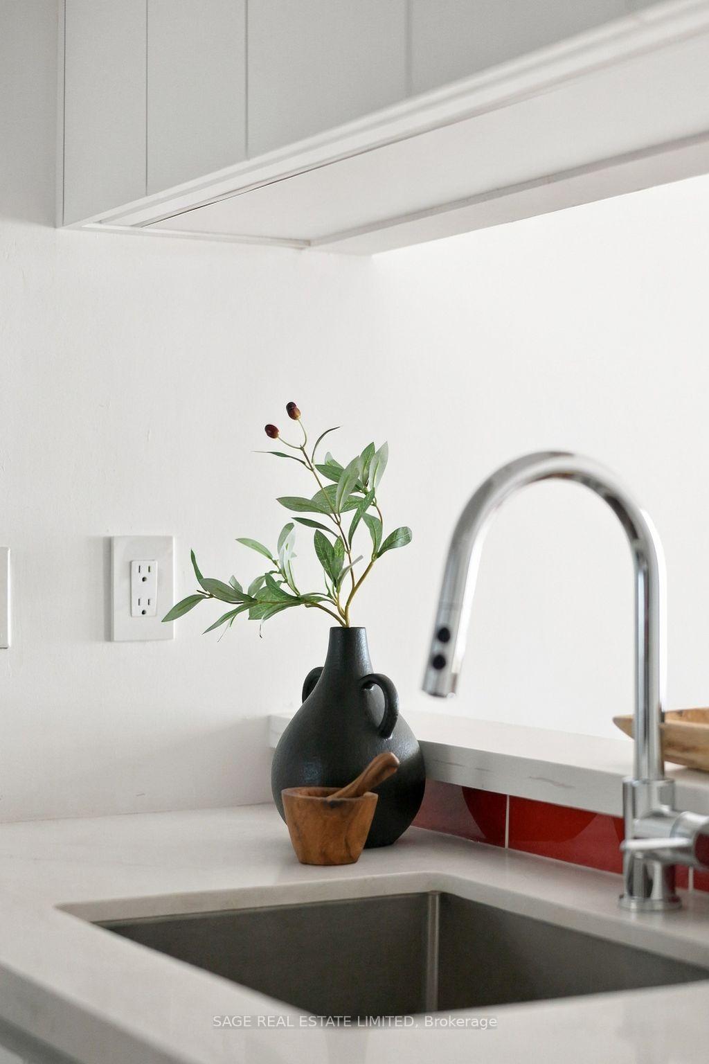 Photo 16 of Unit 313, 222 The Esplanade, Toronto, Waterfront Communities — HOMEH