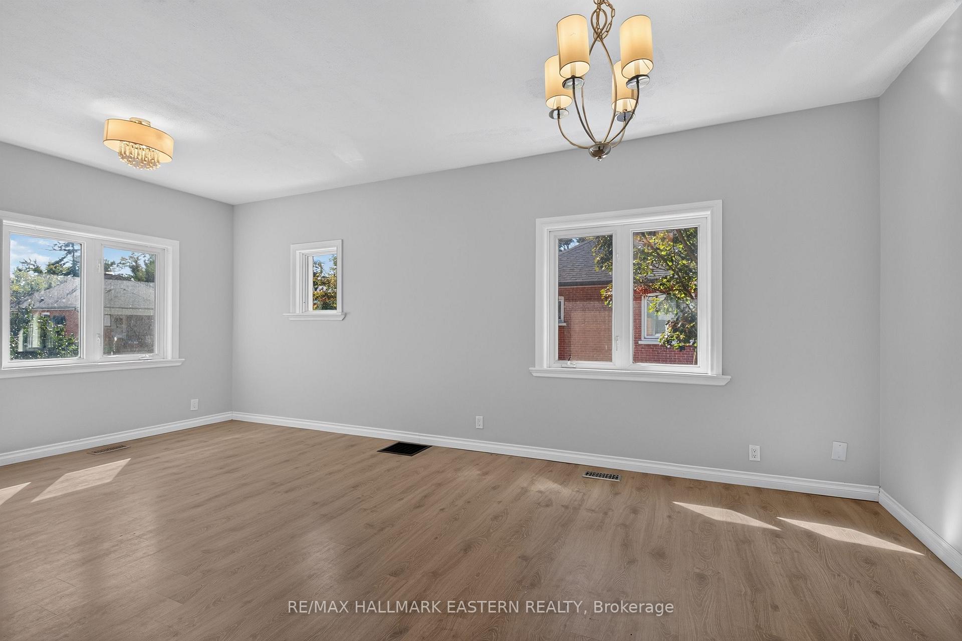 Photo 13 of 164 Prince Street, Peterborough, Town Ward 3 — HOMEH