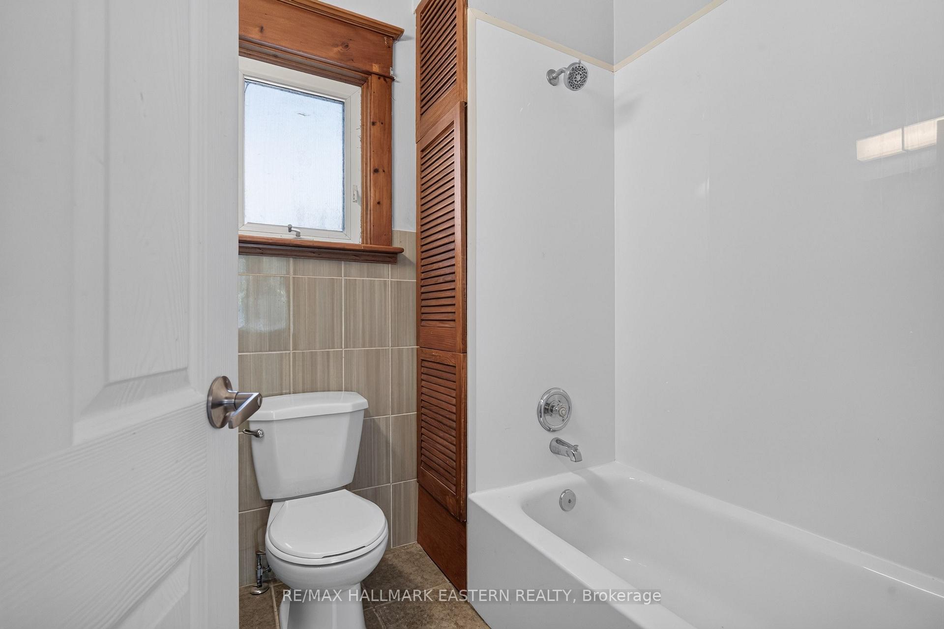 Photo 20 of 164 Prince Street, Peterborough, Town Ward 3 — HOMEH