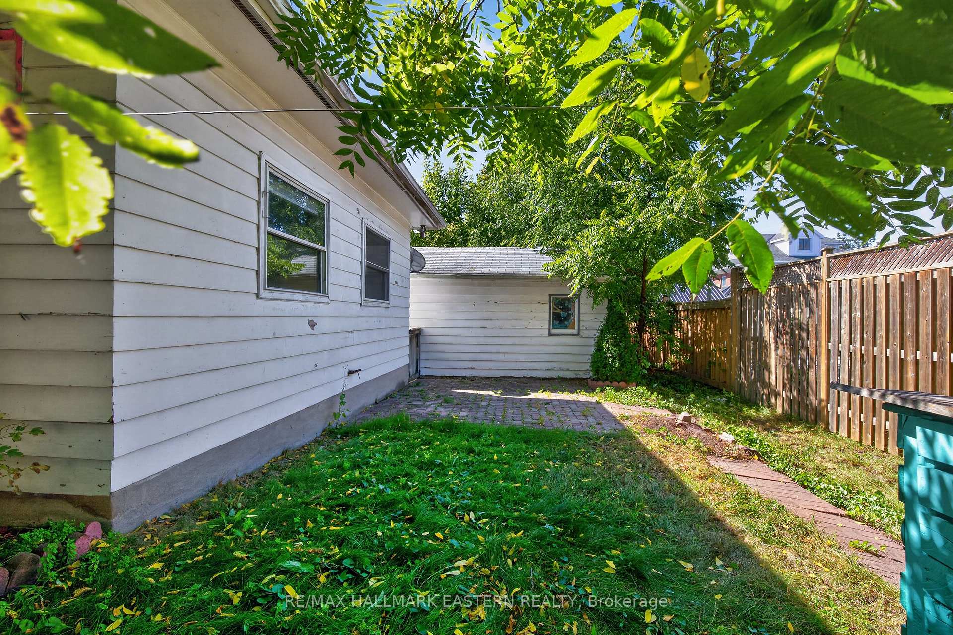 Photo 43 of 164 Prince Street, Peterborough, Town Ward 3 — HOMEH