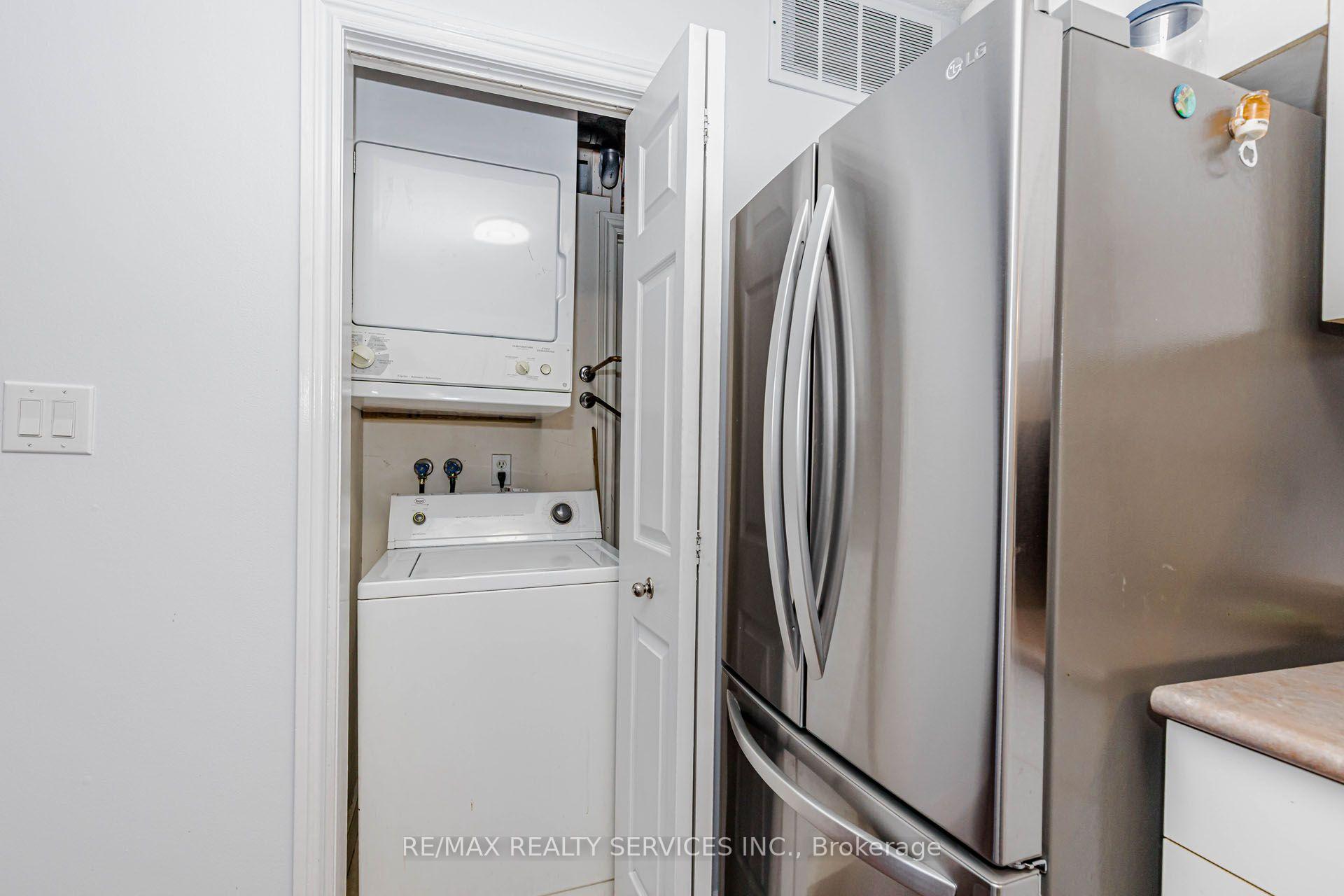 Photo 28 of Unit 310, 4005 Kilmer Drive, Burlington, Tansley — HOMEH