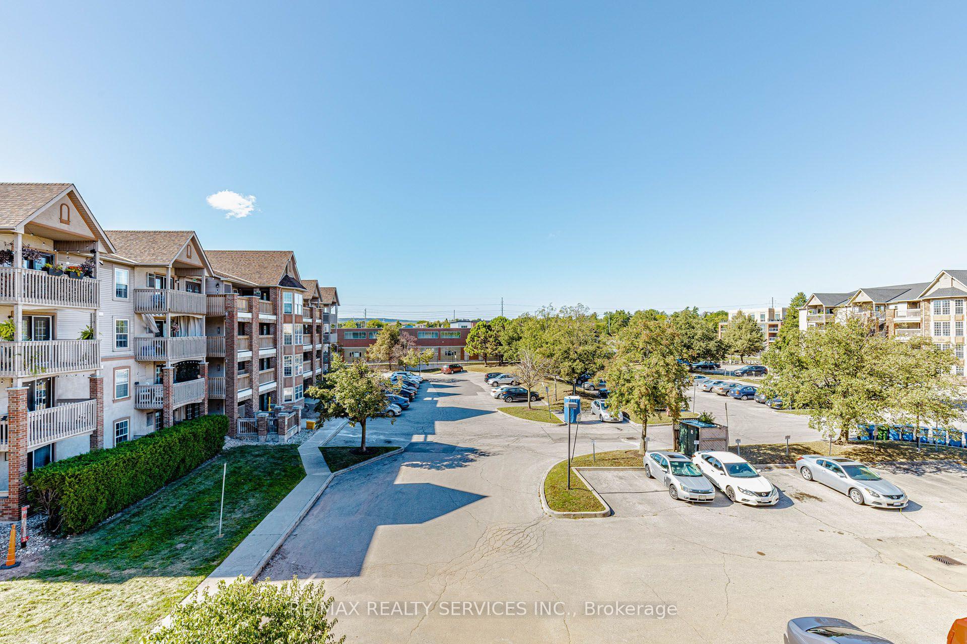 Photo 36 of Unit 310, 4005 Kilmer Drive, Burlington, Tansley — HOMEH