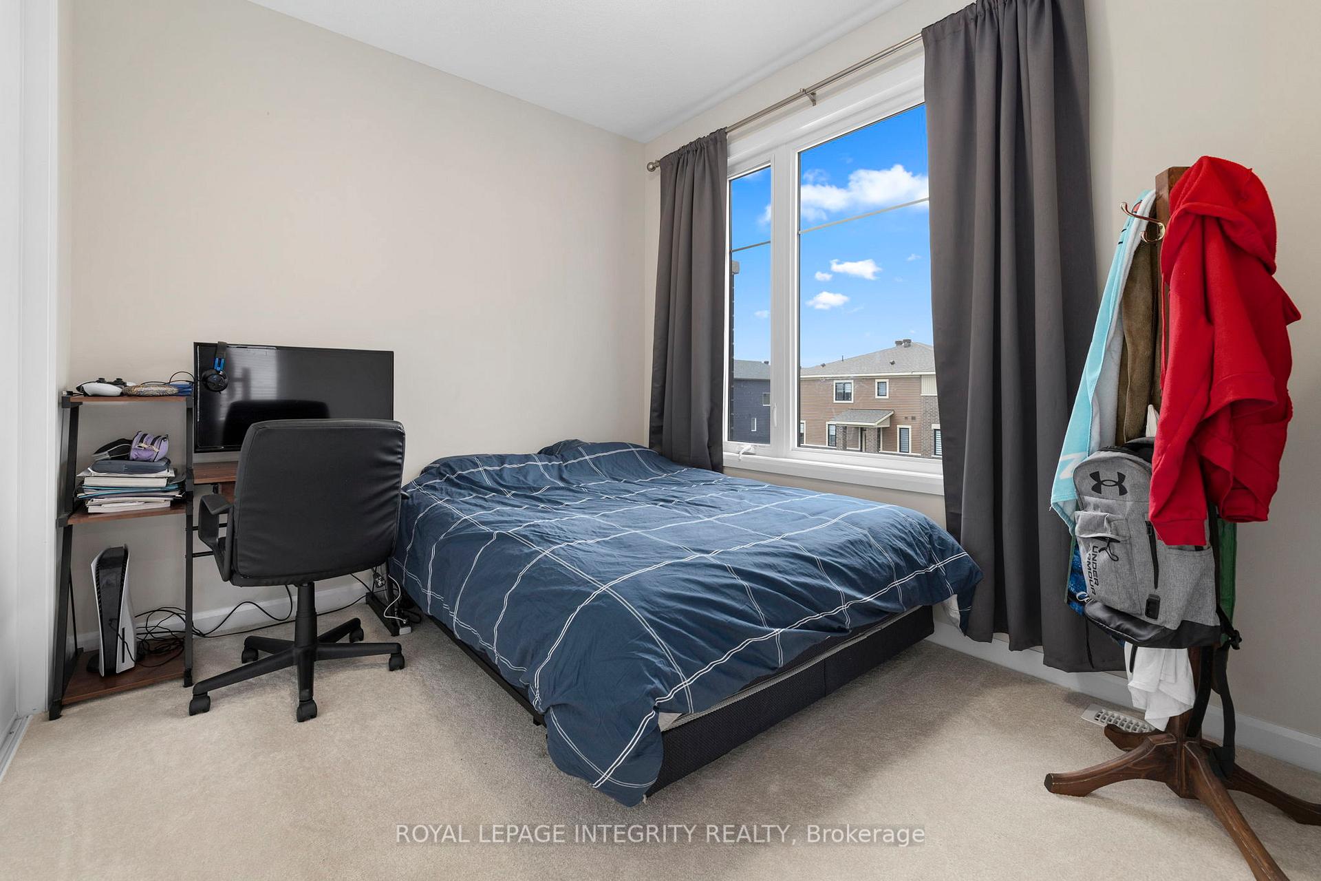 Photo 9 of 142 Shallow Pond Place E, Ottawa, Avalon East — HOMEH