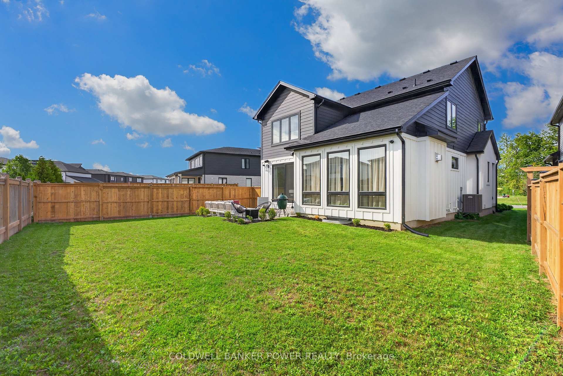Photo 40 of 2140 Saddlerock Avenue, London, North S — HOMEH