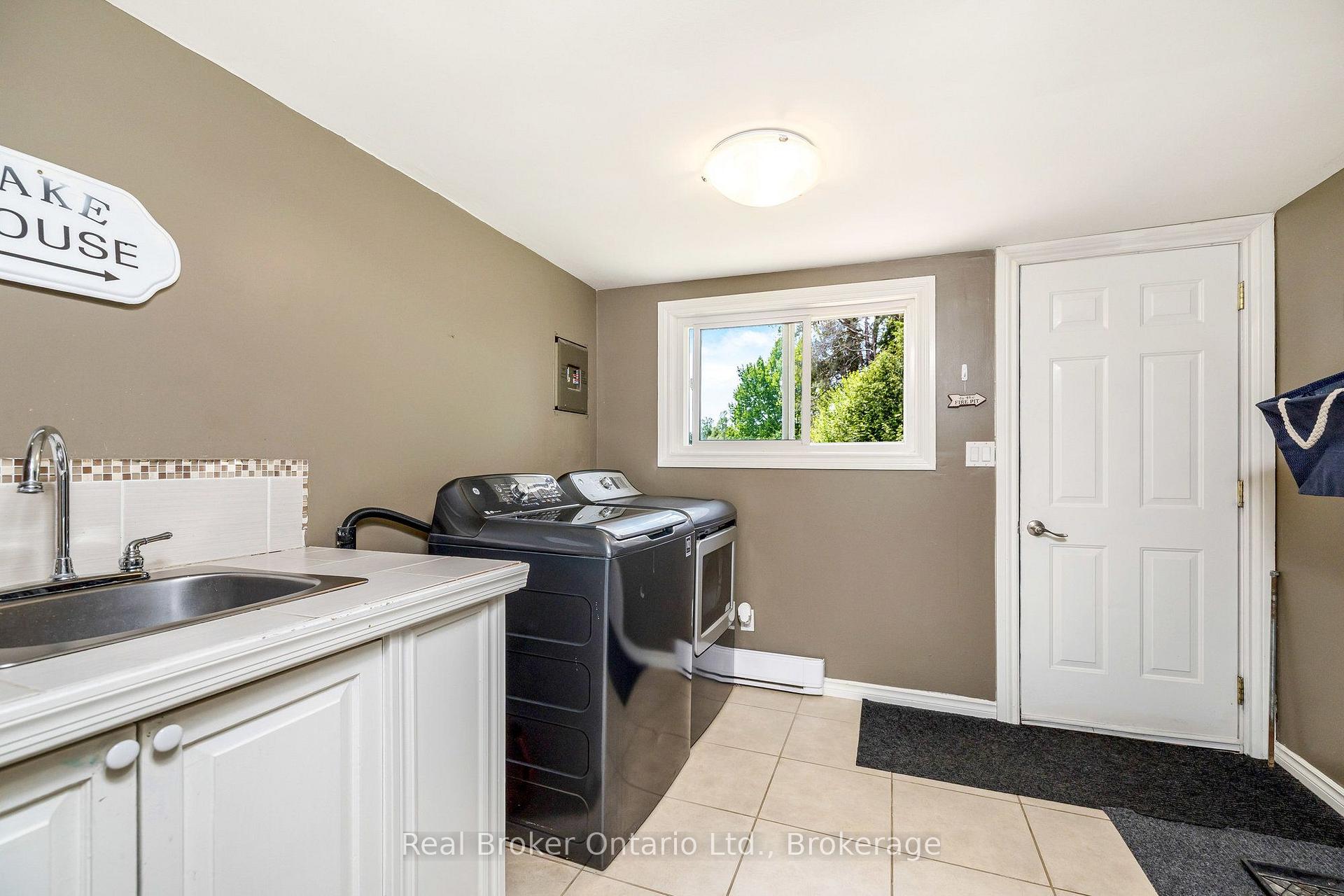 Photo 17 of 11170 Fifth Line, Milton, Rural Nassagaweya — HOMEH