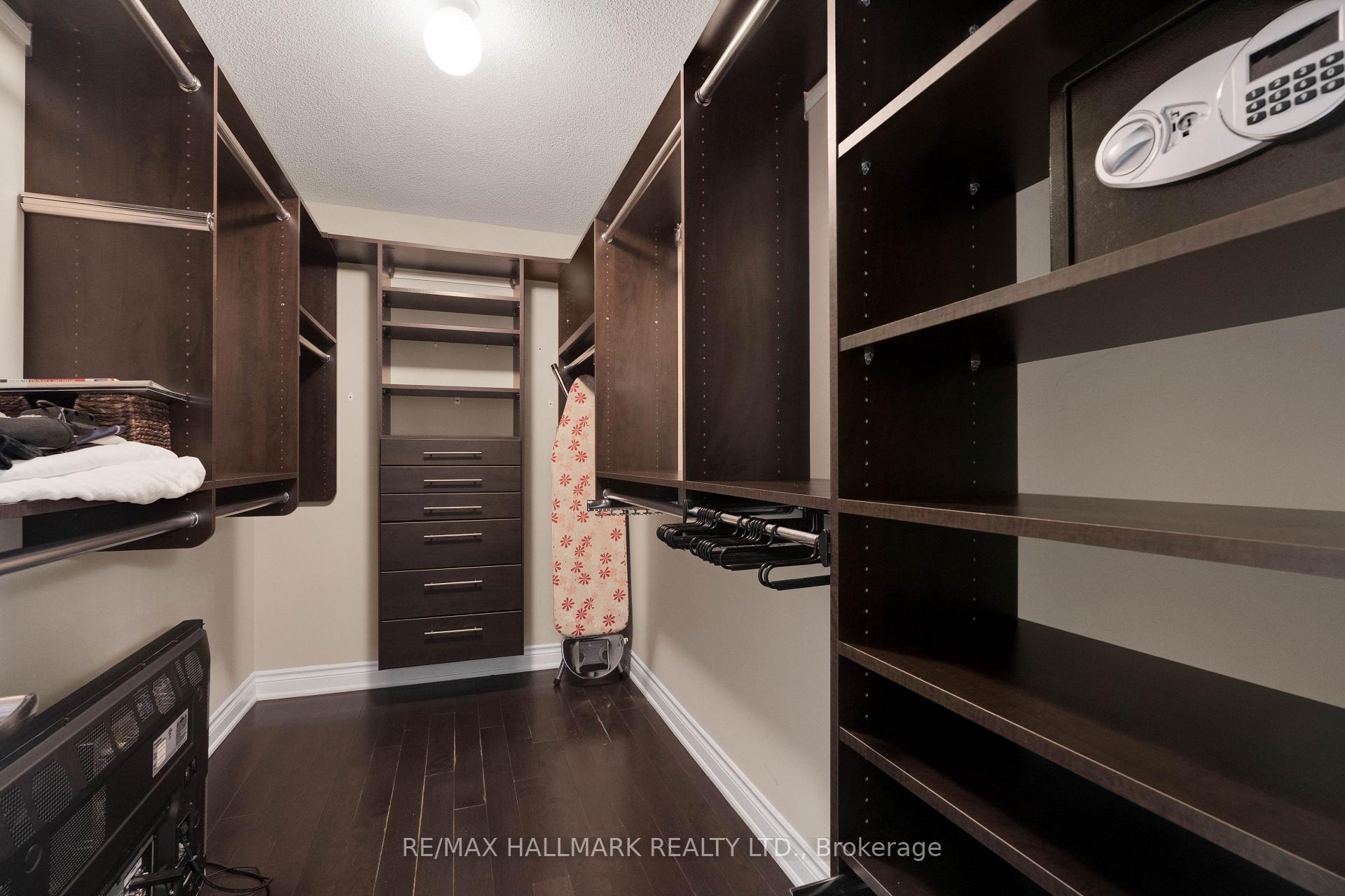 Photo 22 of 3458 Skipton Lane, Oakville, Bronte Creek — HOMEH