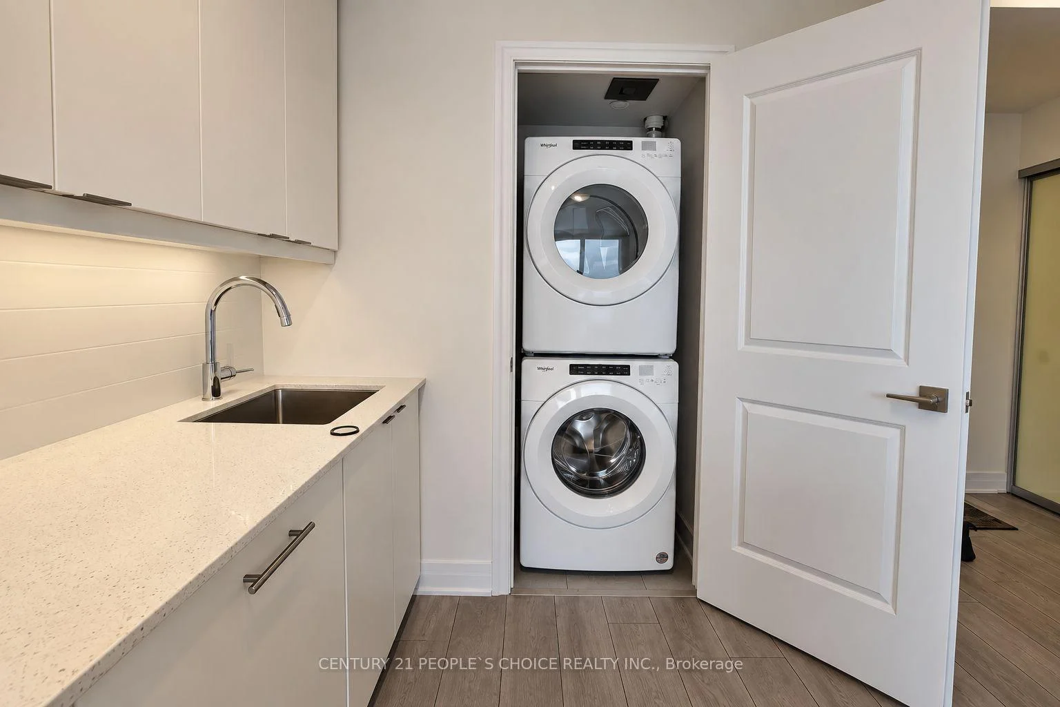 Photo 10 of Unit 1707, 30 Elm Drive W, Mississauga, Fairview — HOMEH