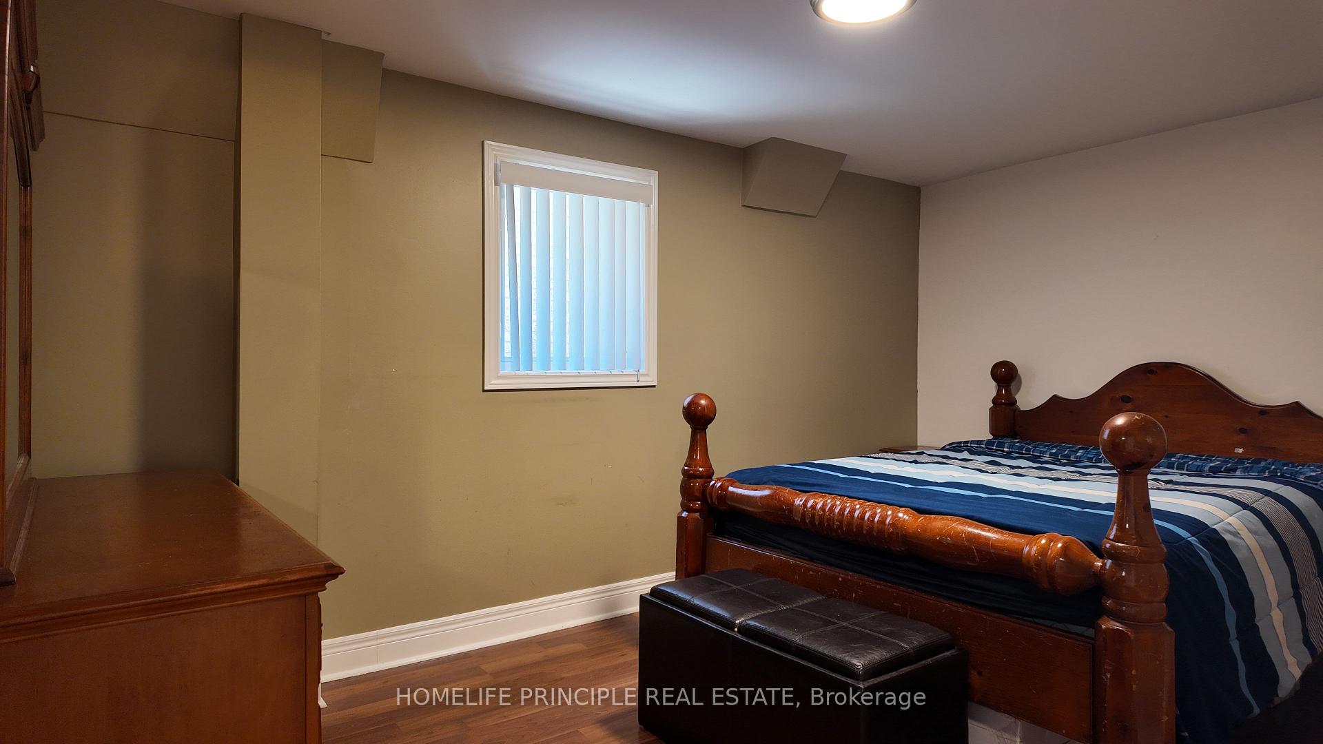 Photo 19 of 18 D'Amato Crescent E, Vaughan, Maple — HOMEH