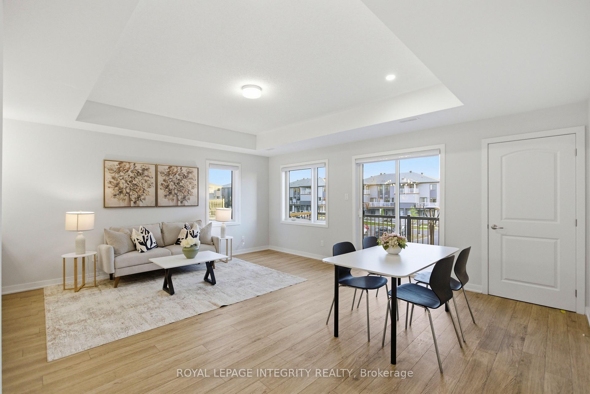 Photo 3 of 302 Parnian Private, Ottawa, Barrhaven - Half Moon Bay — HOMEH