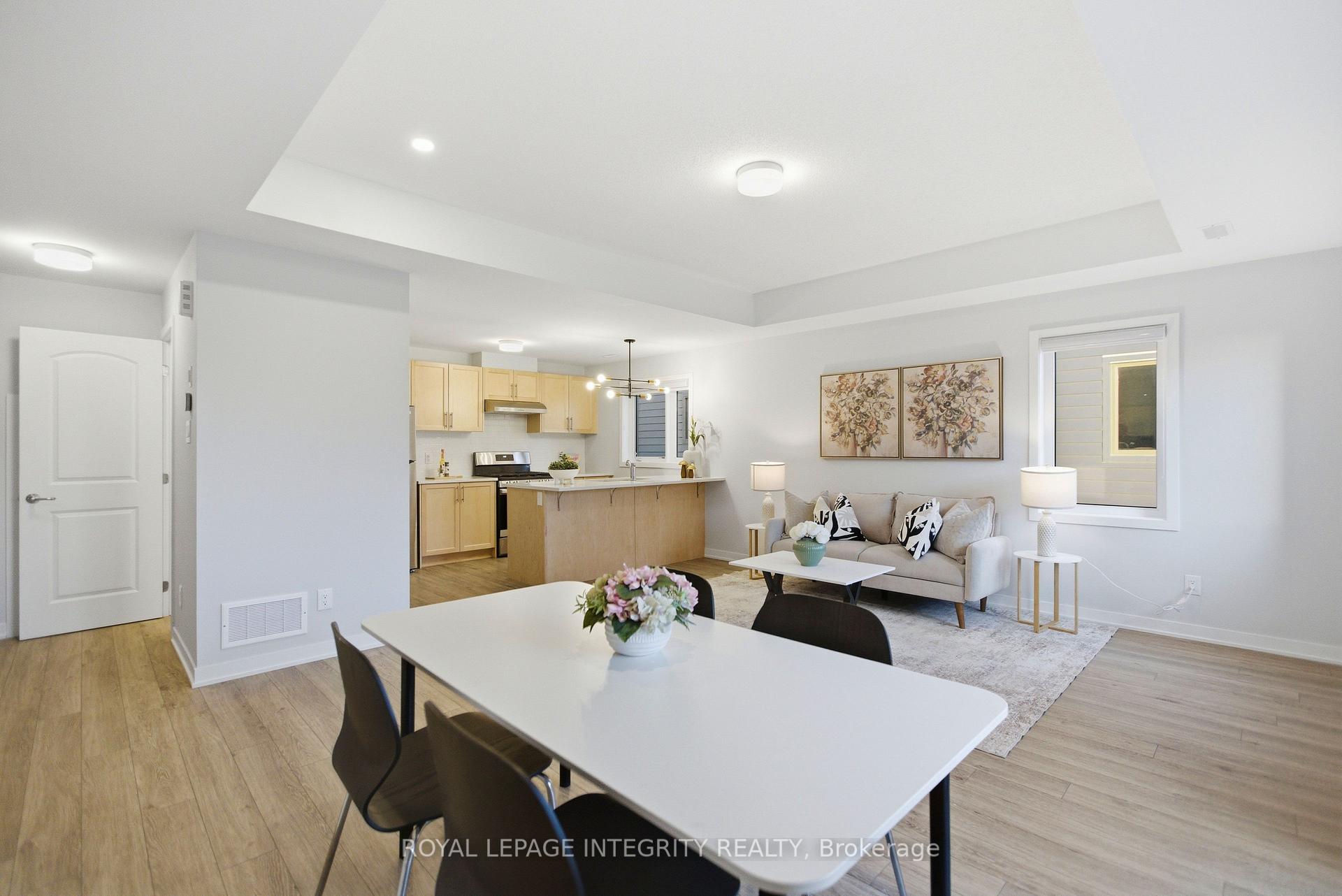 Photo 5 of 302 Parnian Private, Ottawa, Barrhaven - Half Moon Bay — HOMEH
