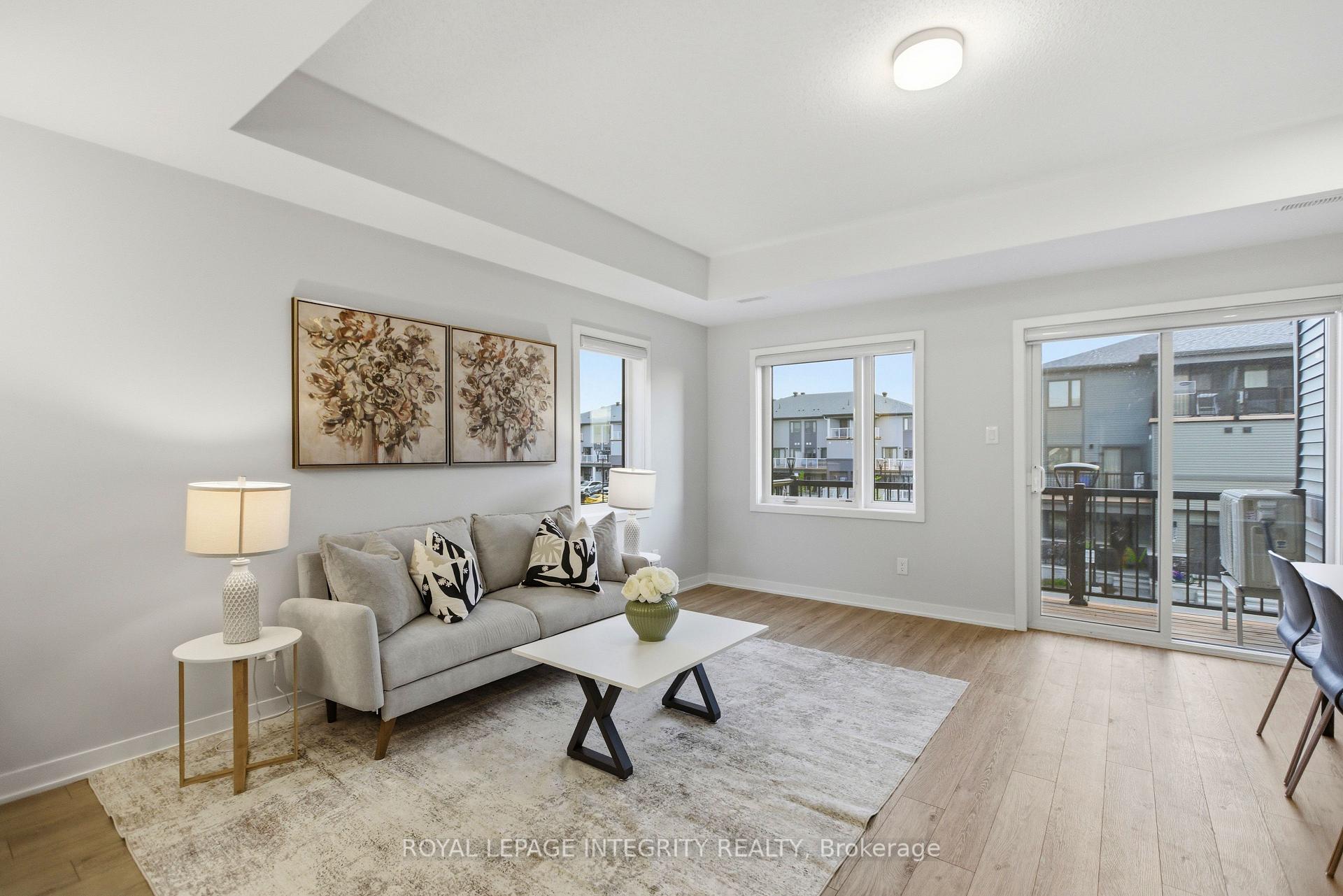 Photo 6 of 302 Parnian Private, Ottawa, Barrhaven - Half Moon Bay — HOMEH
