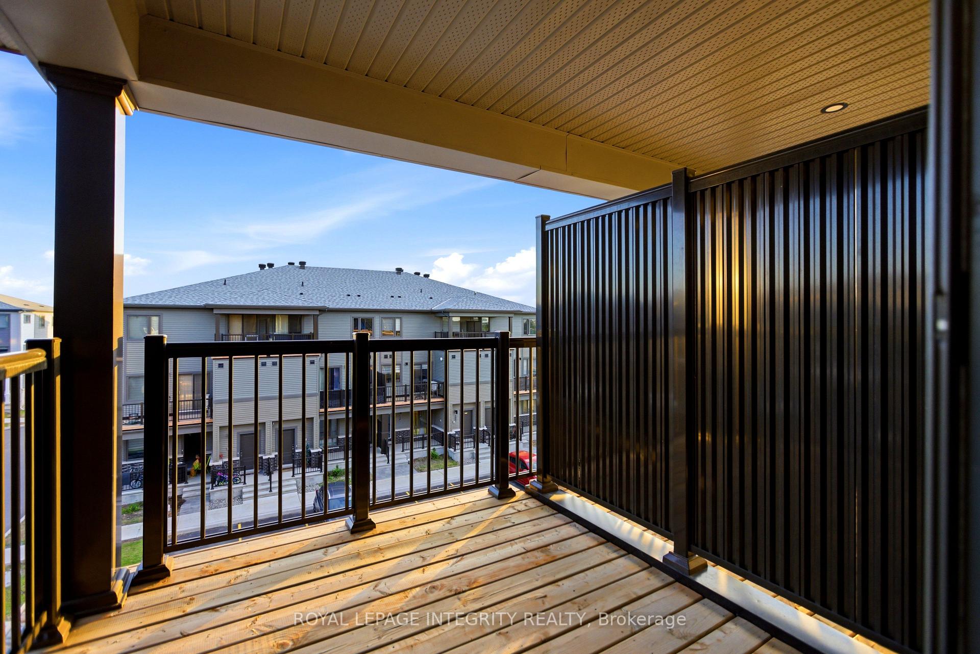 Photo 16 of 302 Parnian Private, Ottawa, Barrhaven - Half Moon Bay — HOMEH