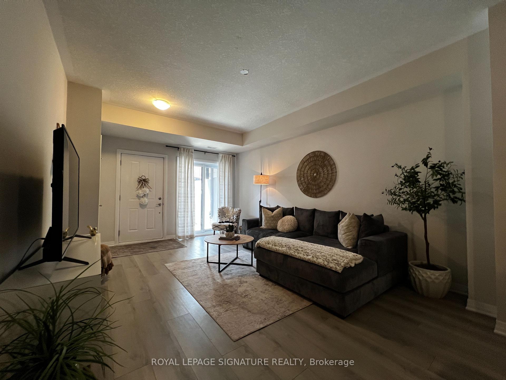 Photo 2 of Unit 89, 25 Isherwood Avenue, Cambridge, Galt City Centre — HOMEH