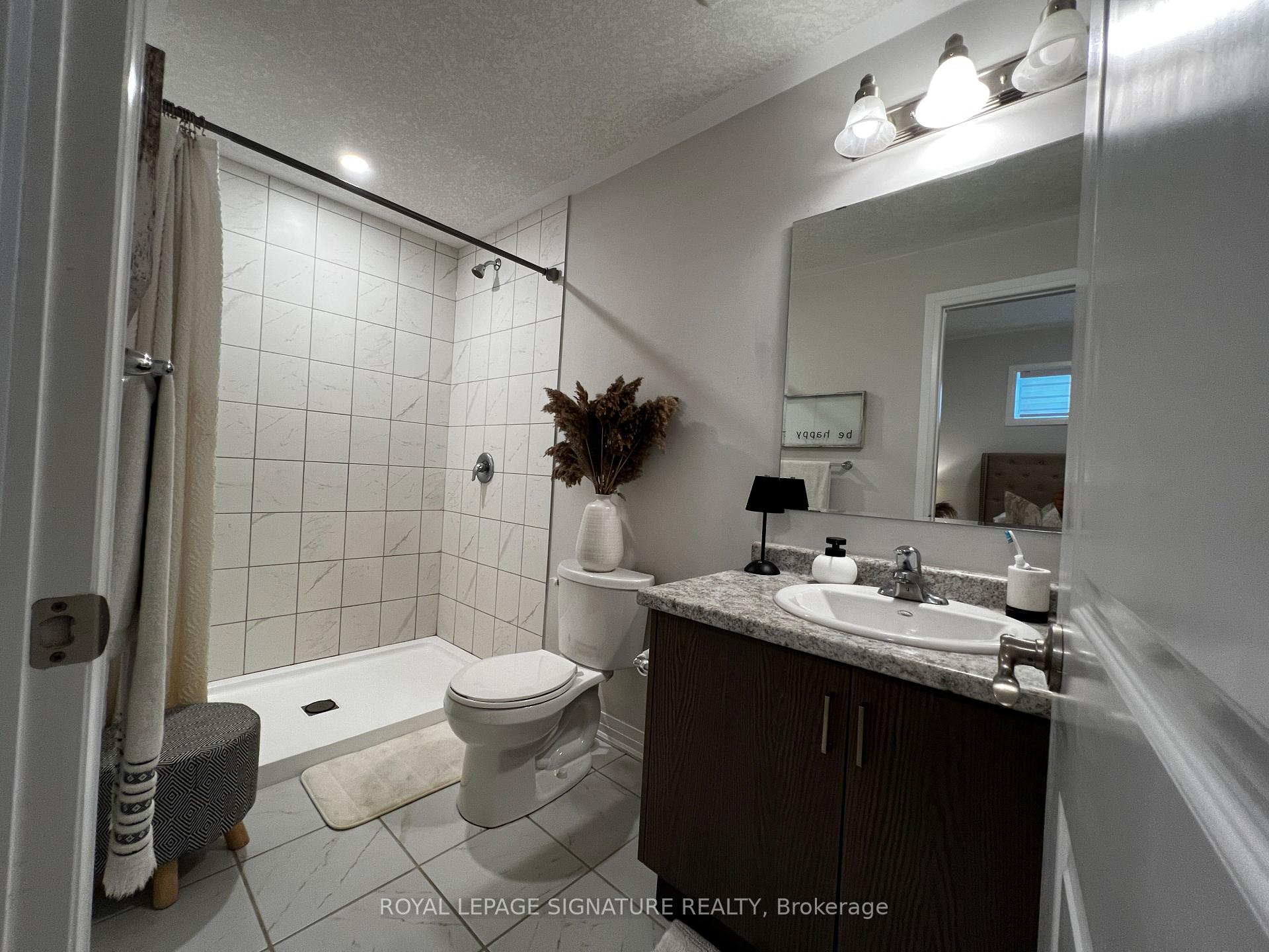 Photo 16 of Unit 89, 25 Isherwood Avenue, Cambridge, Galt City Centre — HOMEH