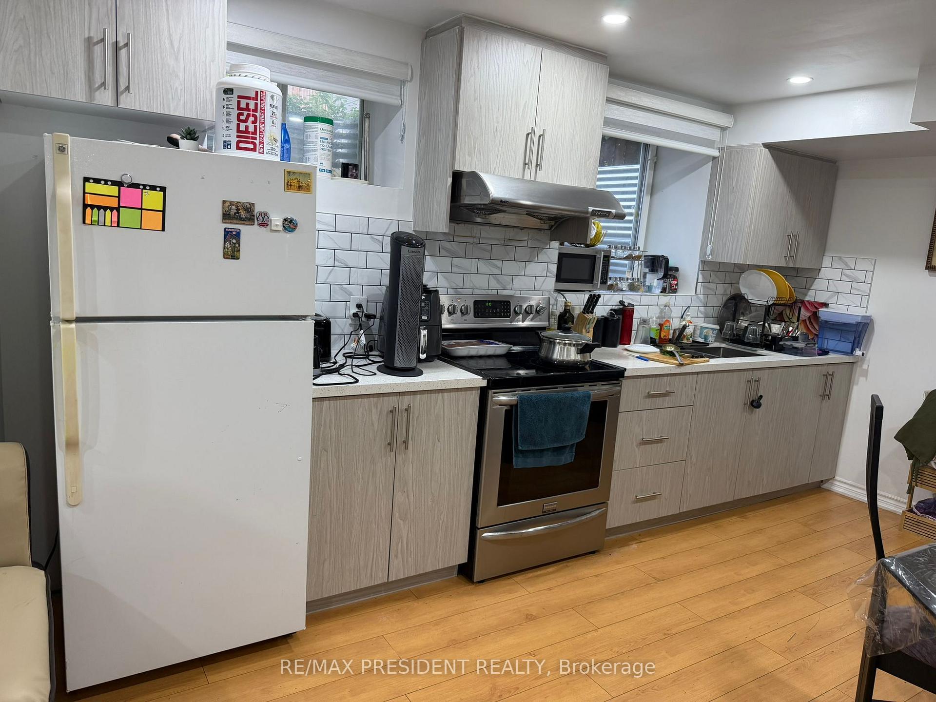 Photo 5 of 214 Blair Creek Drive, Kitchener, Doon South — HOMEH