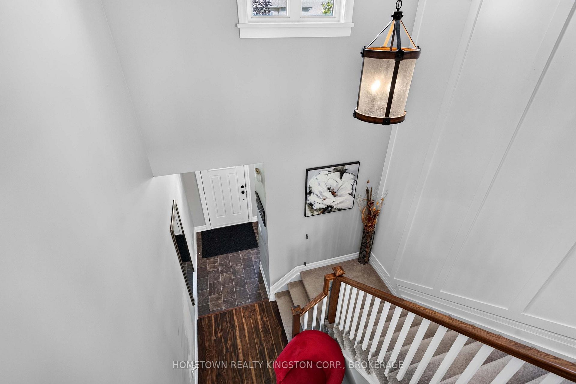 Photo 14 of 1505 Clover Street, Kingston, City Northwest — HOMEH