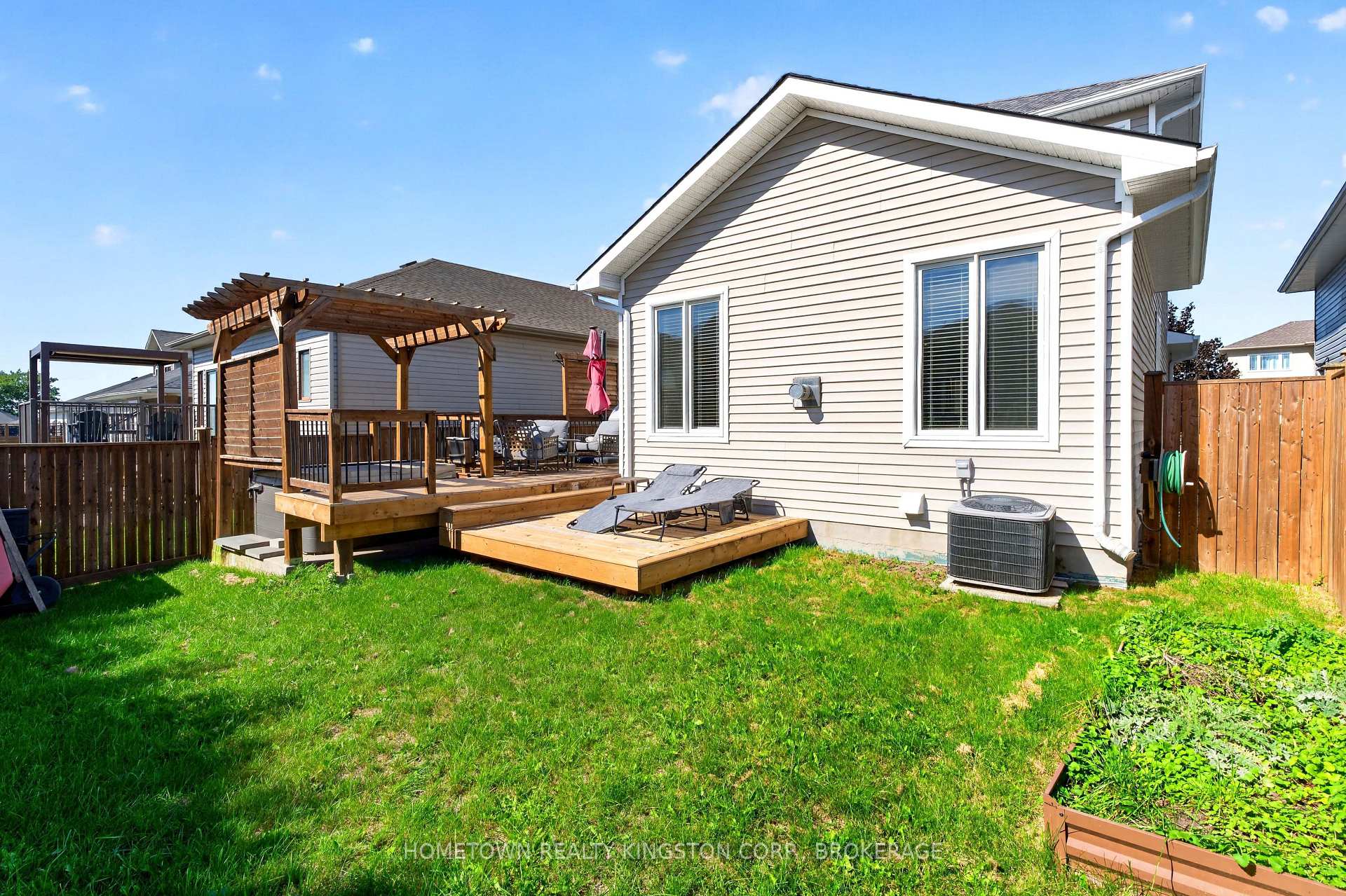 Photo 29 of 1505 Clover Street, Kingston, City Northwest — HOMEH