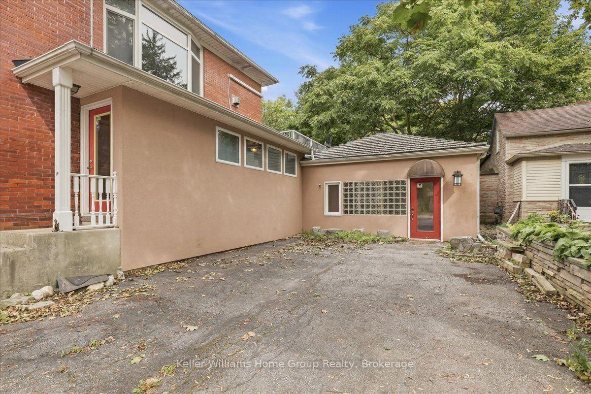 Photo 3 of 401 Laurel Street, Cambridge, Preston Centre — HOMEH
