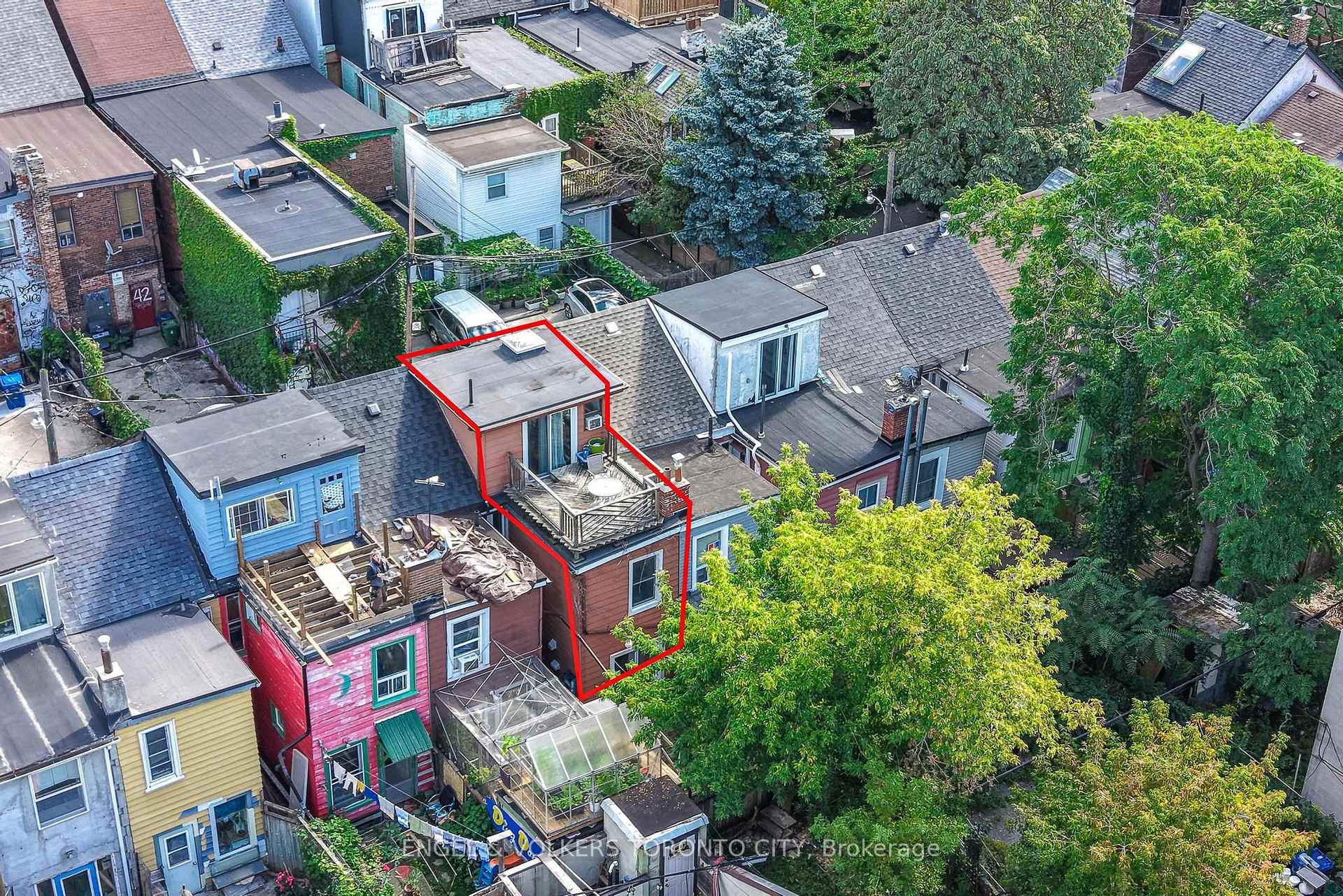 Photo 19 of 14 Kensington Place, Toronto, Kensington-Chinatown — HOMEH