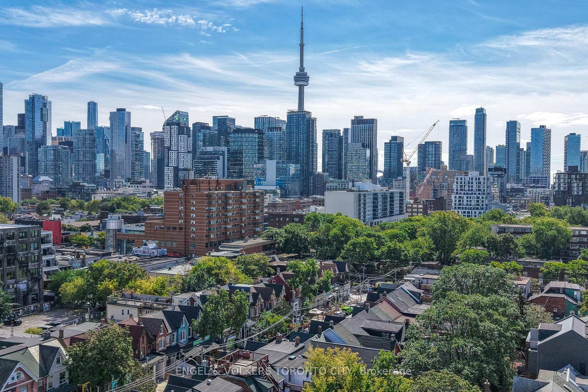 Photo 24 of 14 Kensington Place, Toronto, Kensington-Chinatown — HOMEH