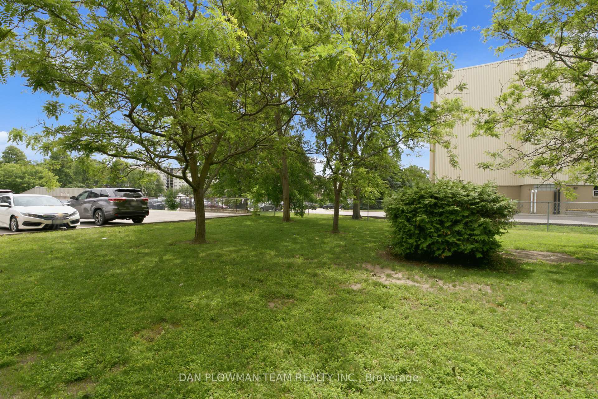 Photo 28 of Unit 204, 131 Taunton Road E, Oshawa, Centennial — HOMEH