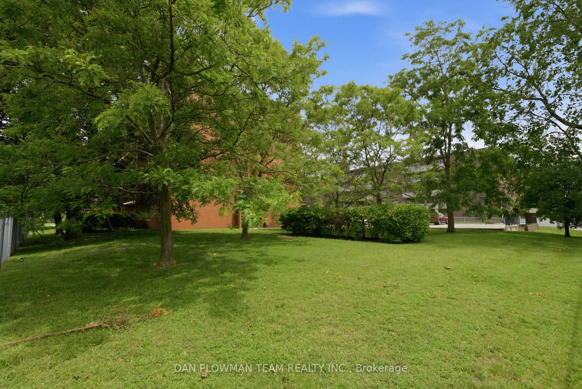 Photo 29 of Unit 204, 131 Taunton Road E, Oshawa, Centennial — HOMEH