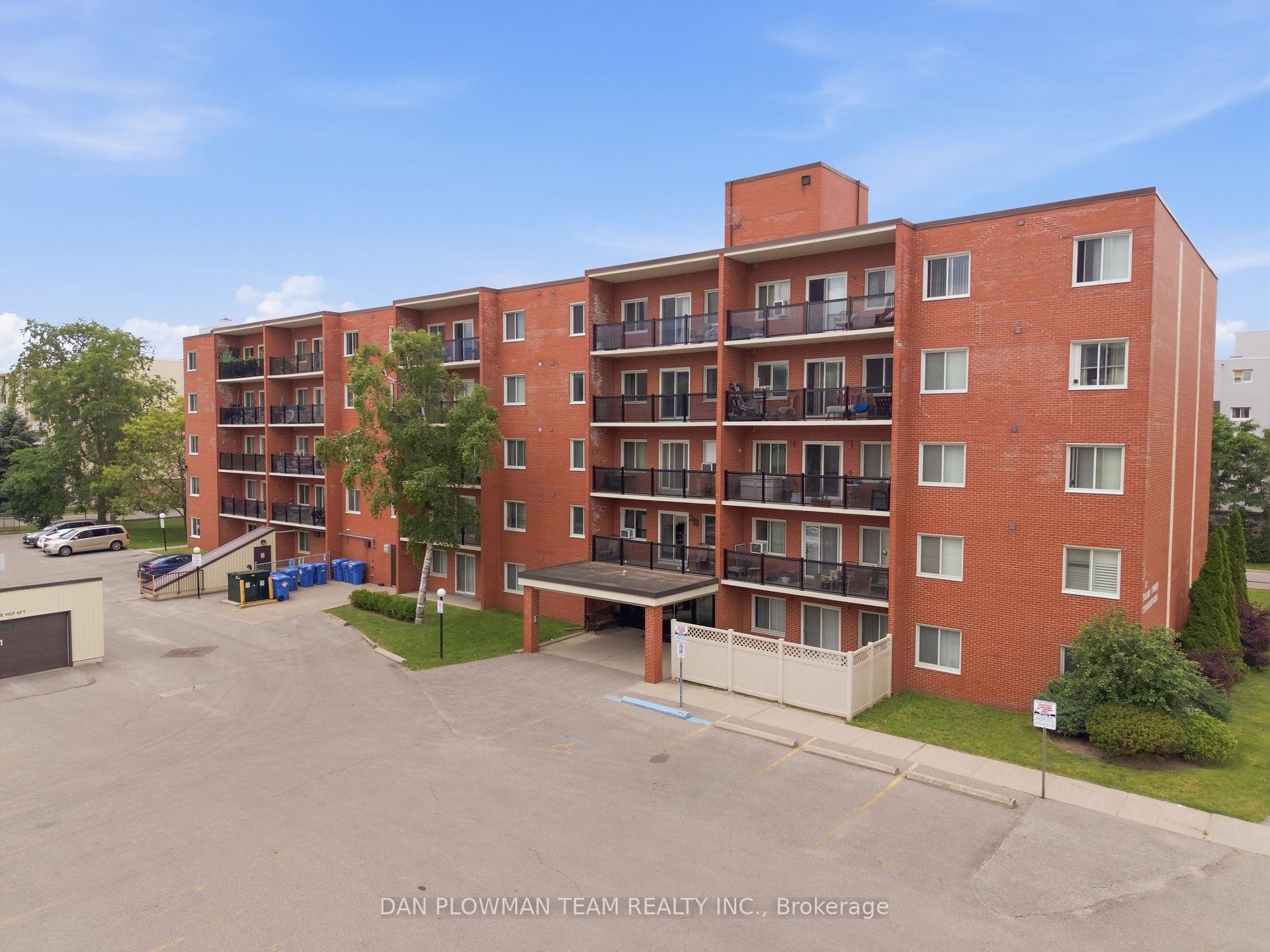 Photo 33 of Unit 204, 131 Taunton Road E, Oshawa, Centennial — HOMEH