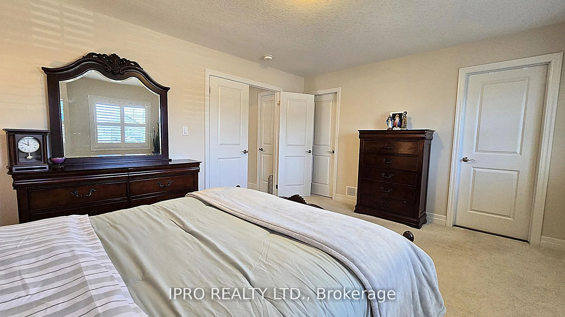 Photo 7 of 194 Bradshaw Drive, Stratford — HOMEH