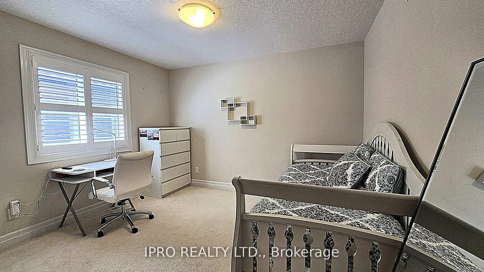 Photo 9 of 194 Bradshaw Drive, Stratford — HOMEH