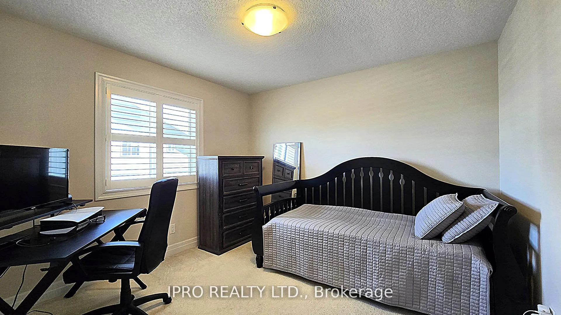 Photo 14 of 194 Bradshaw Drive, Stratford — HOMEH
