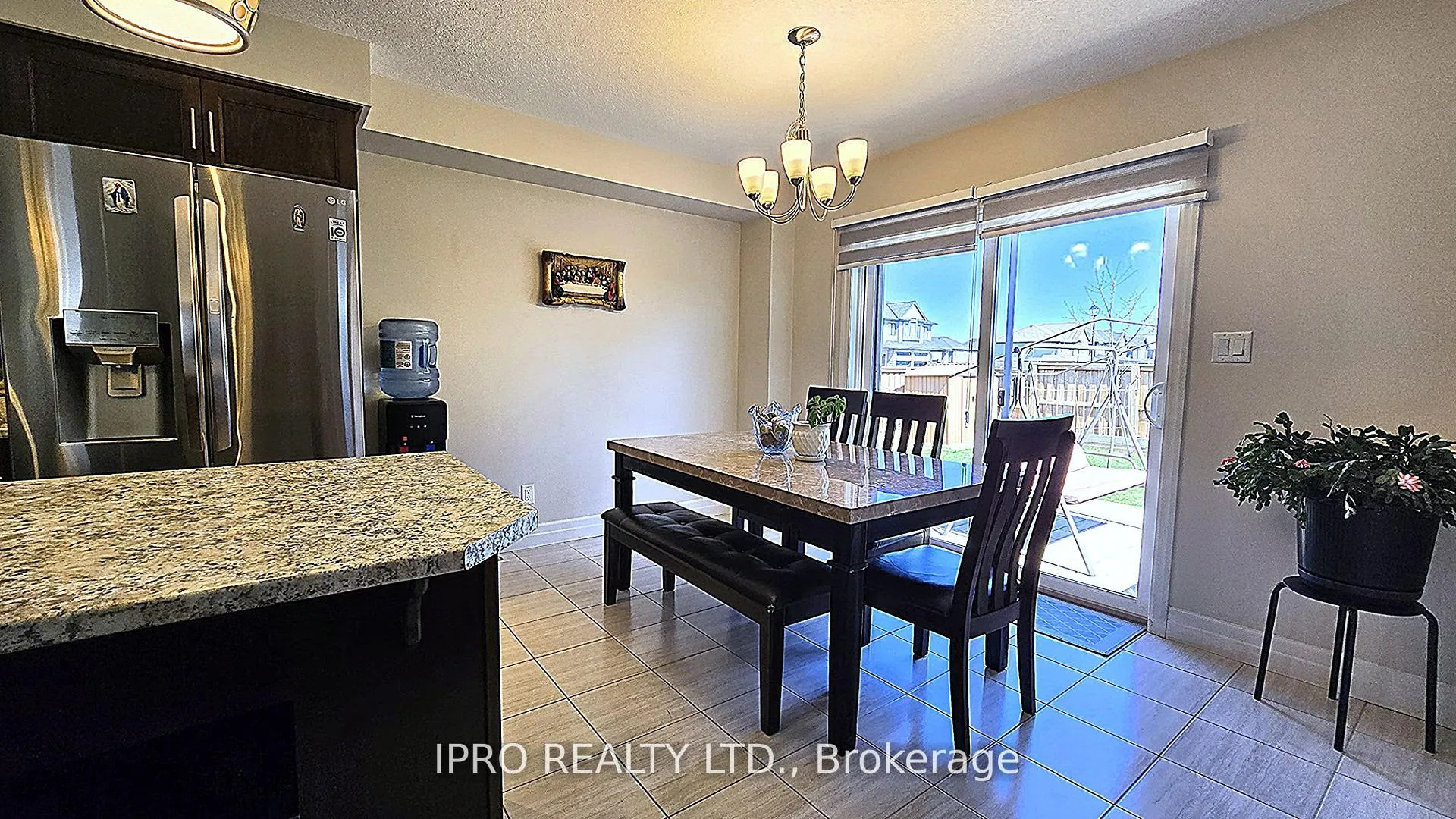 Photo 24 of 194 Bradshaw Drive, Stratford — HOMEH